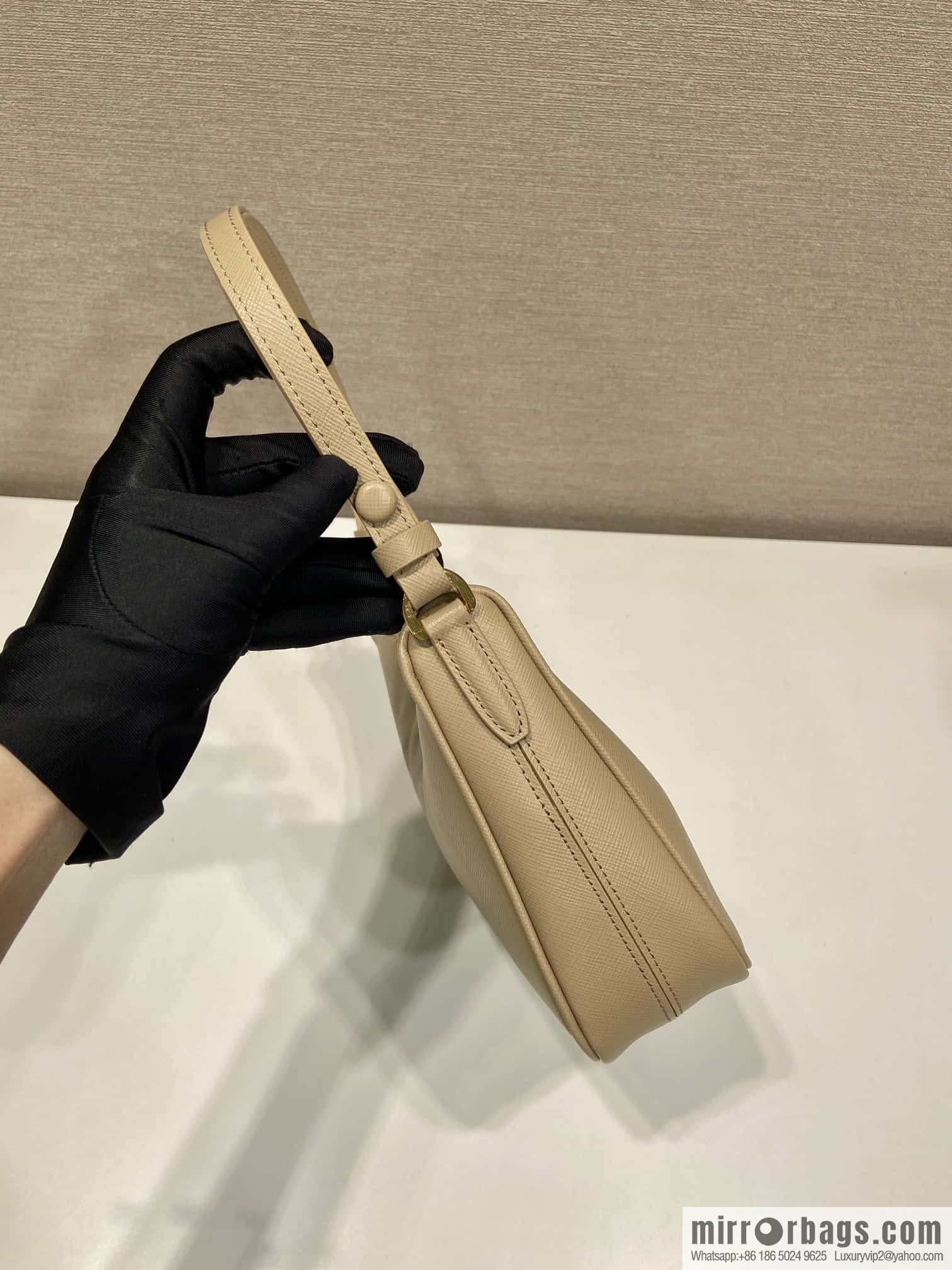 Prada 1BC204B Hand carry/armpit bag/crossbody bag