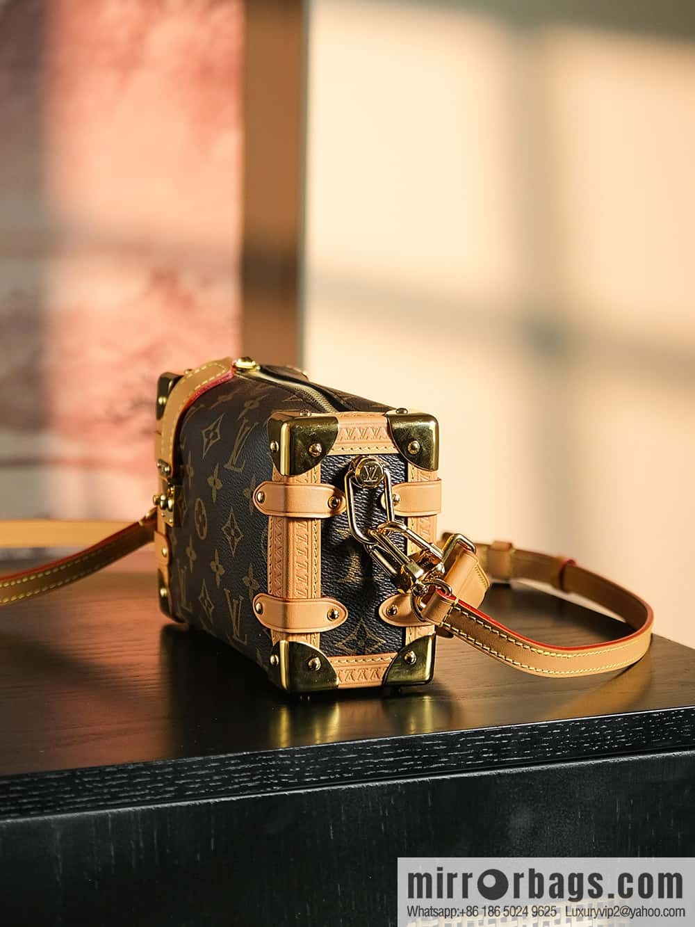 LV πΊπ°π«π¬ π»πΉπΌπ΅π² S #M46815