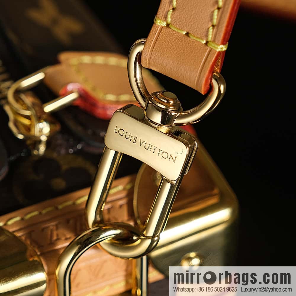 LV πΊπ°π«π¬ π»πΉπΌπ΅π² S #M46815
