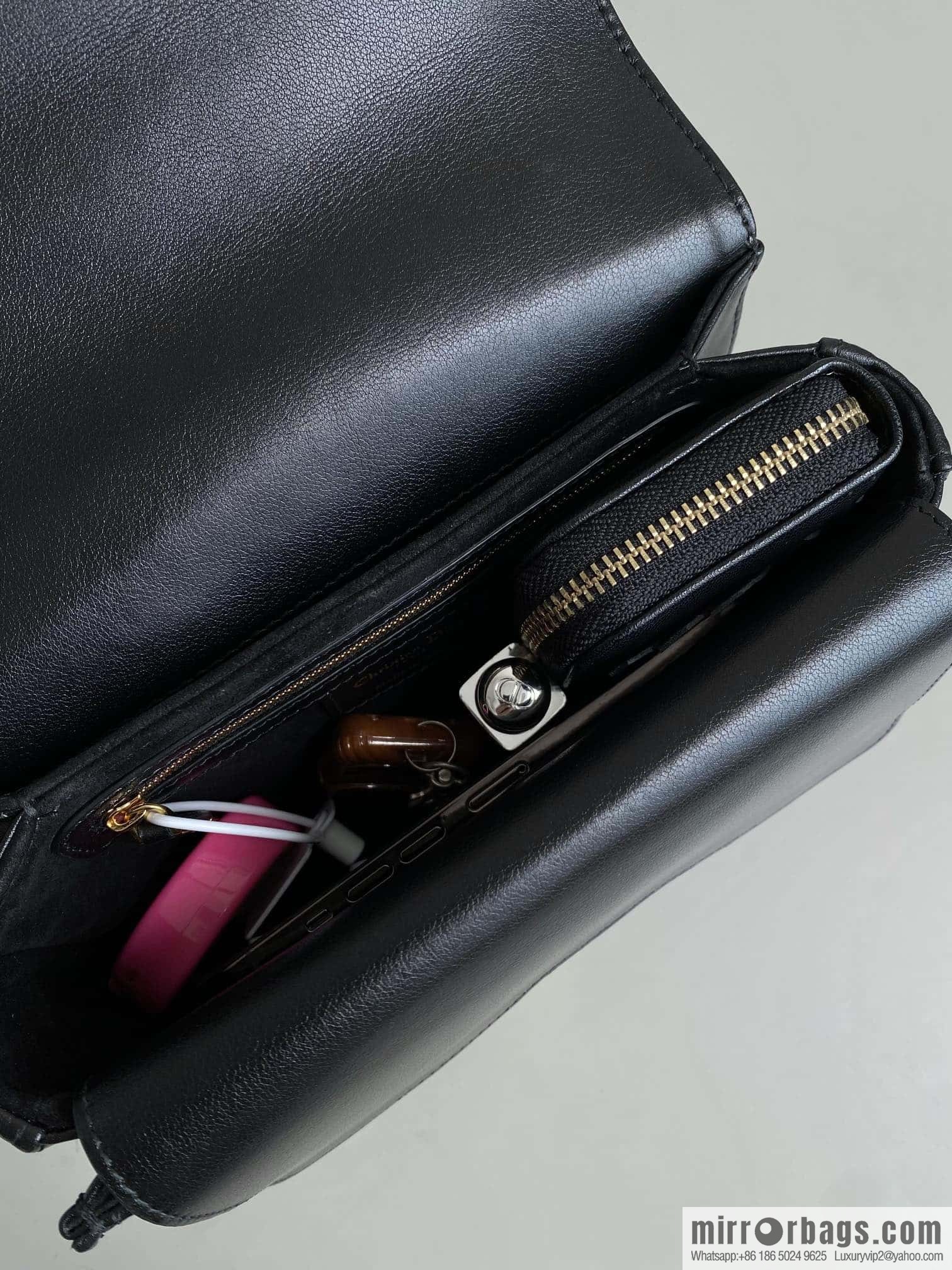 𝗗𝗜𝗢𝗥 𝗝𝗼𝗹𝗶𝗲 𝗕𝗮𝗴 handbag