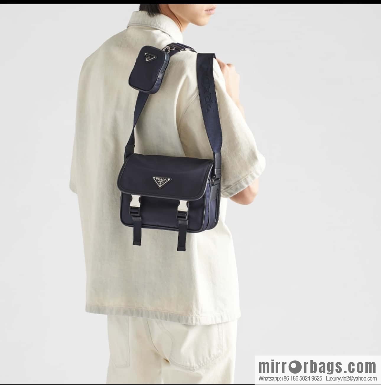 Prada 🎉 new messenger bag 🎉 2VD034