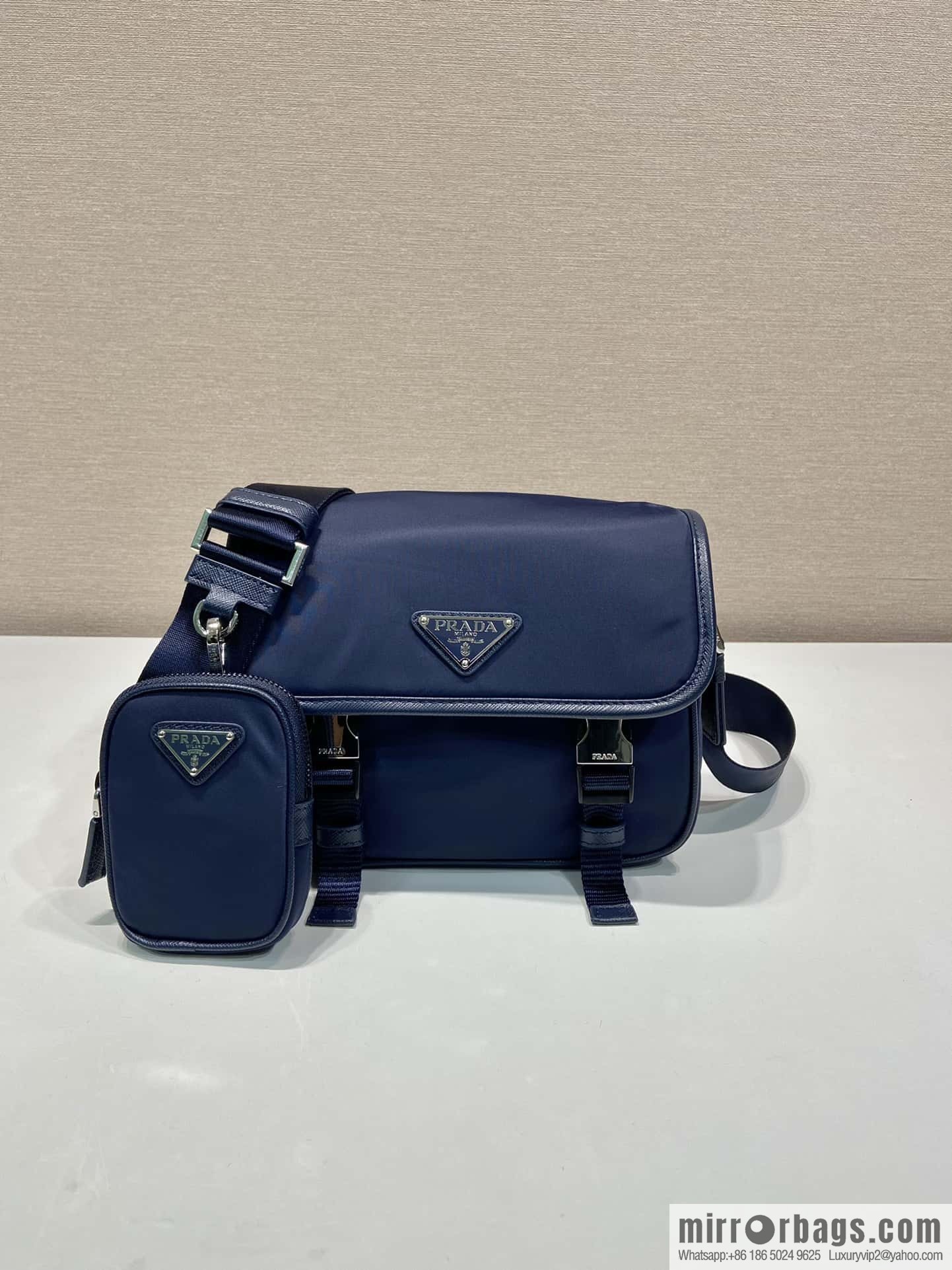 Prada 🎉 new messenger bag 🎉 2VD034