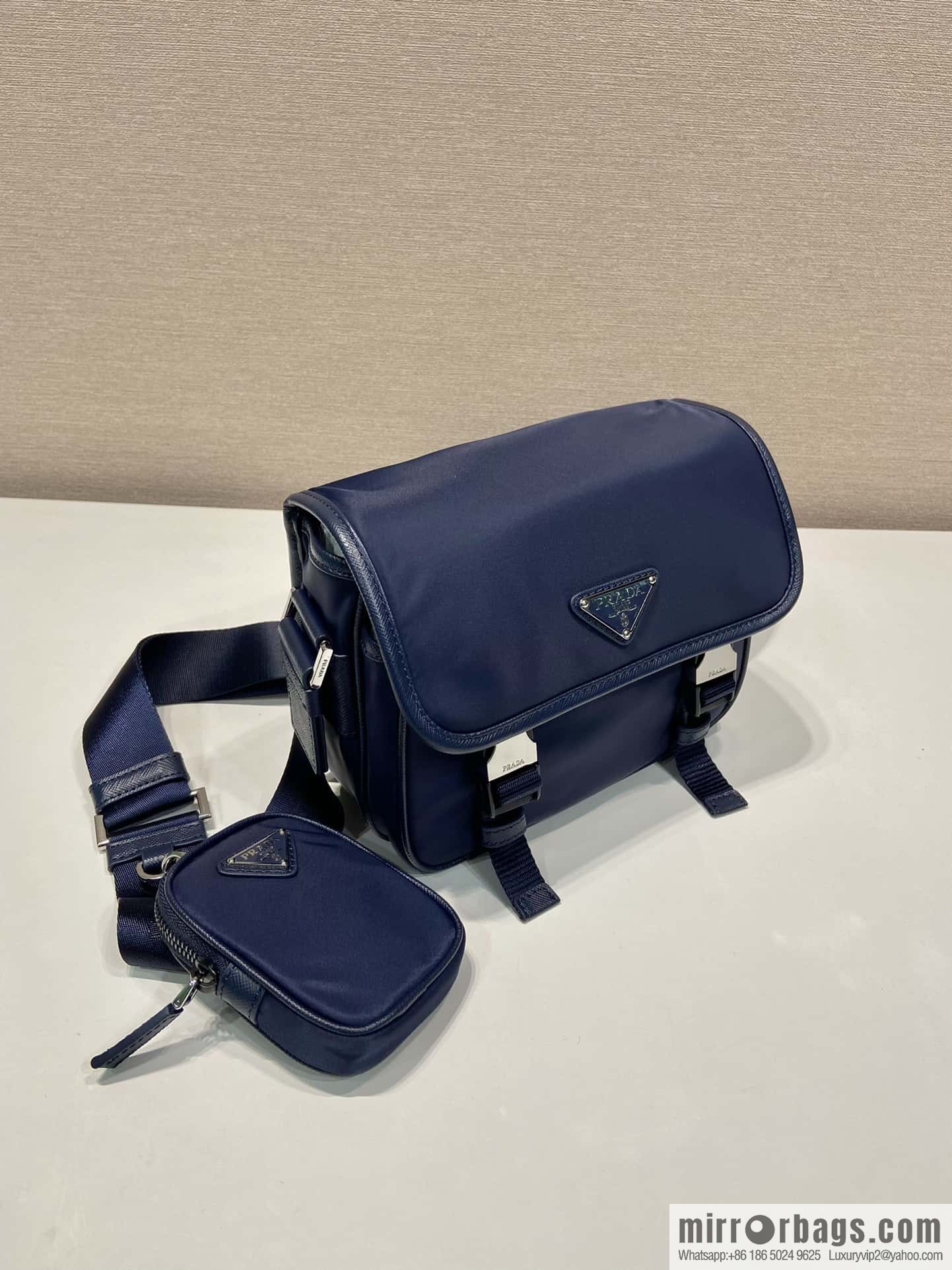 Prada 🎉 new messenger bag 🎉 2VD034