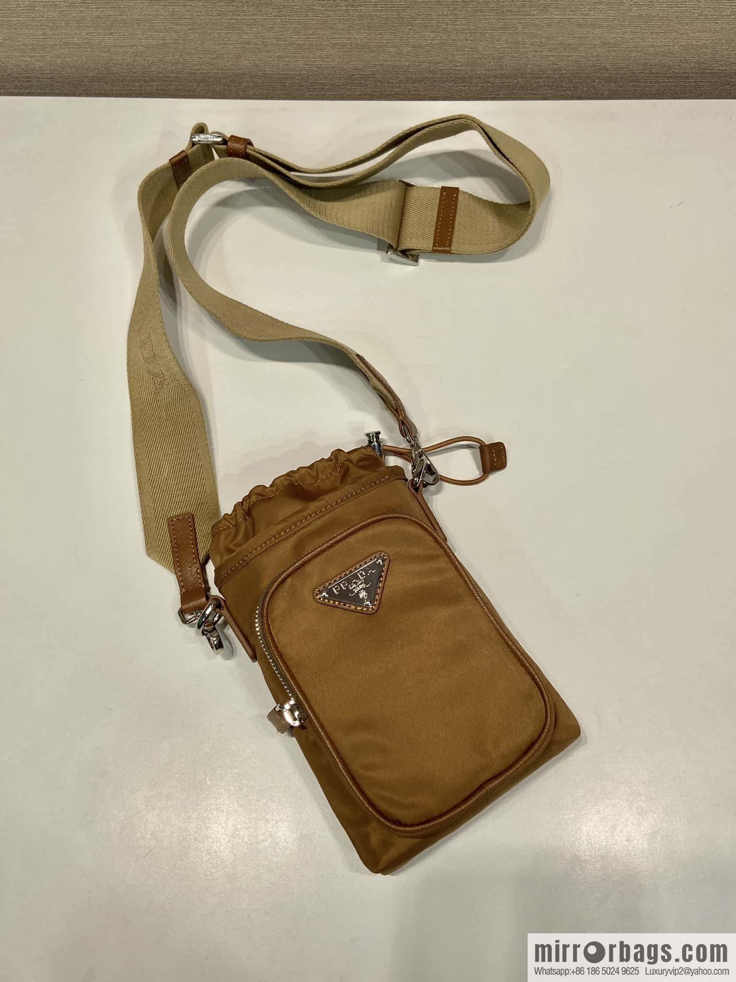 Prada 🎉 new mobile phone case 🎉 2ZH155