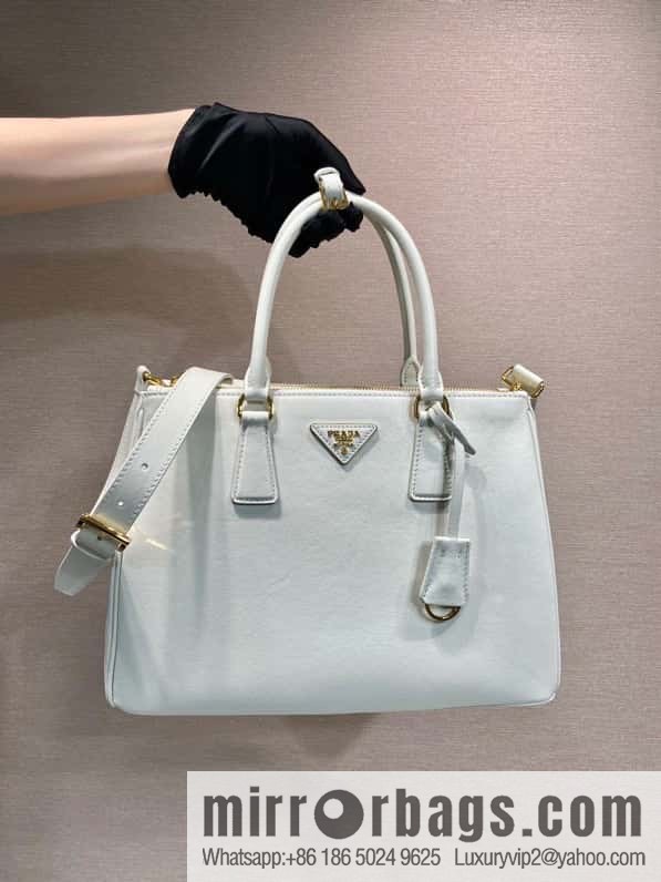 Prada 🎉 new killer bag 🎉 1BA274