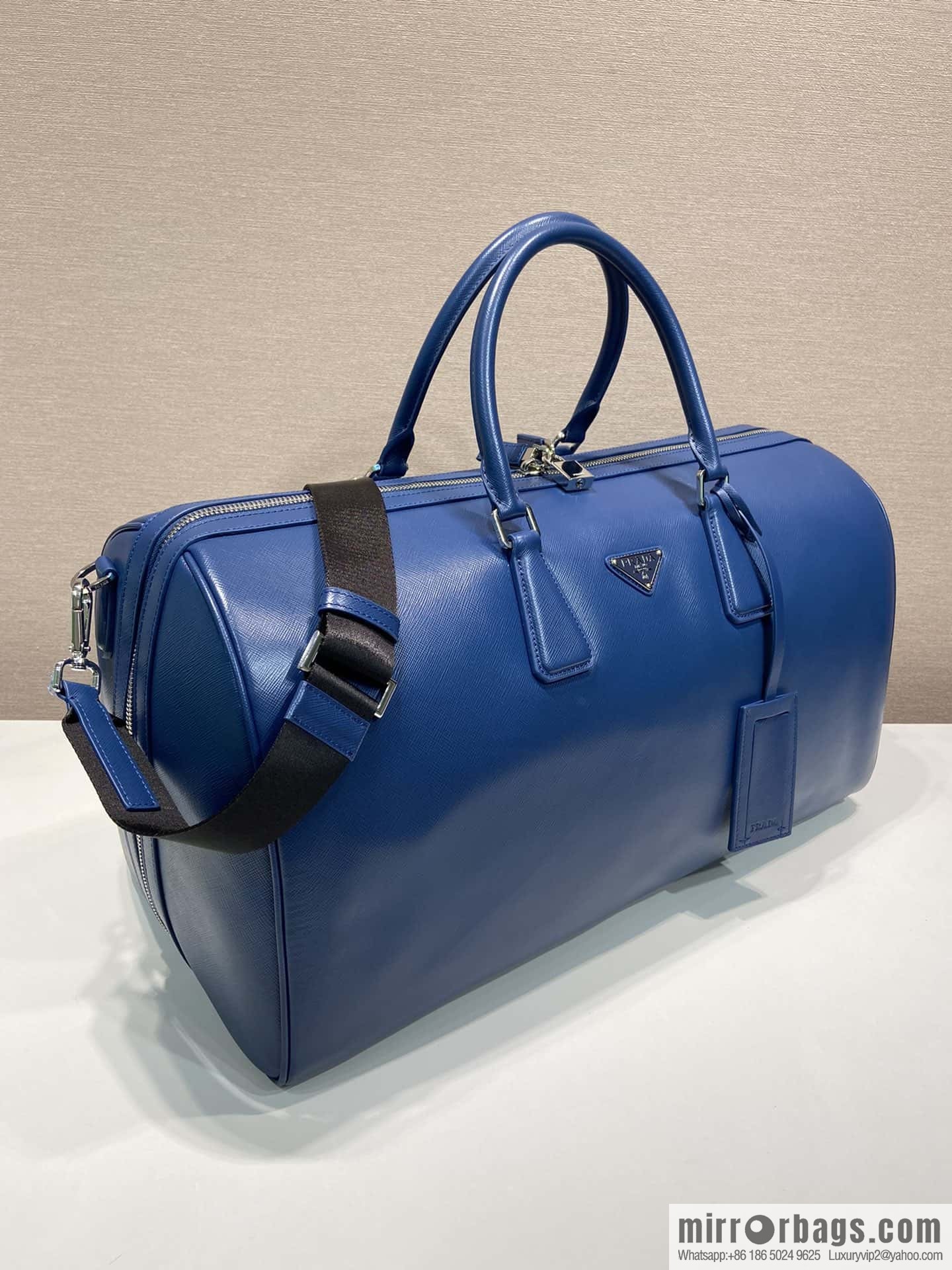 Prada 🎉 travel bag 🎉 2VC018🎉
