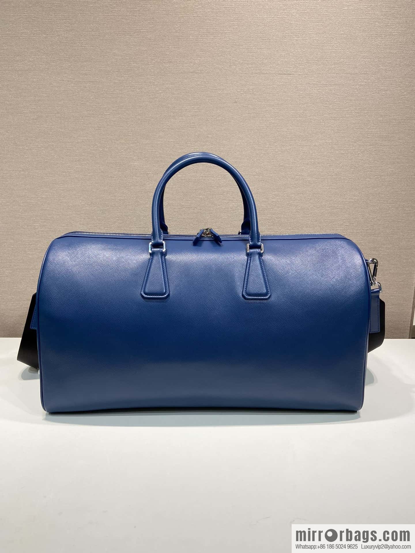 Prada 🎉 travel bag 🎉 2VC018🎉