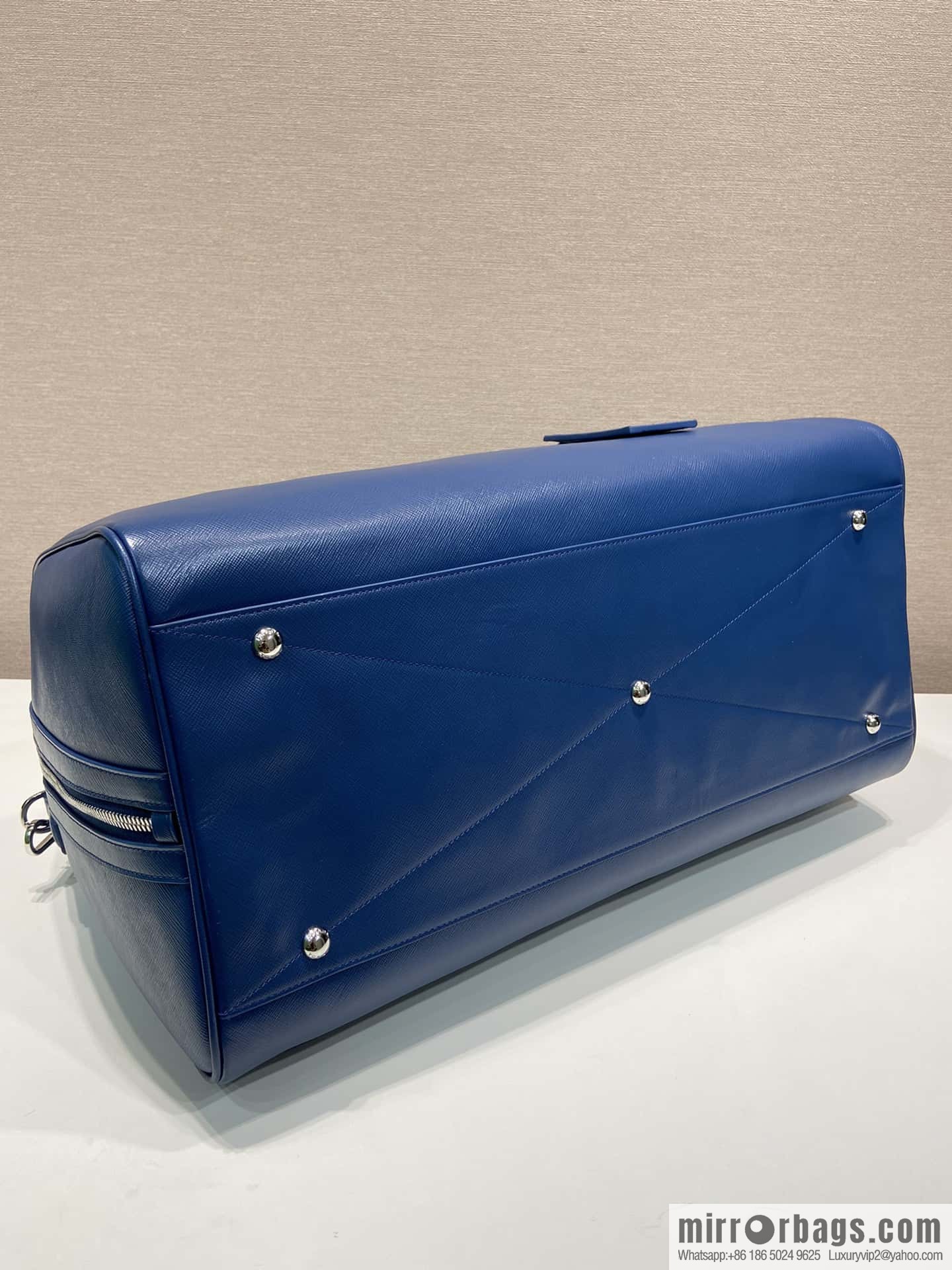 Prada 🎉 travel bag 🎉 2VC018🎉