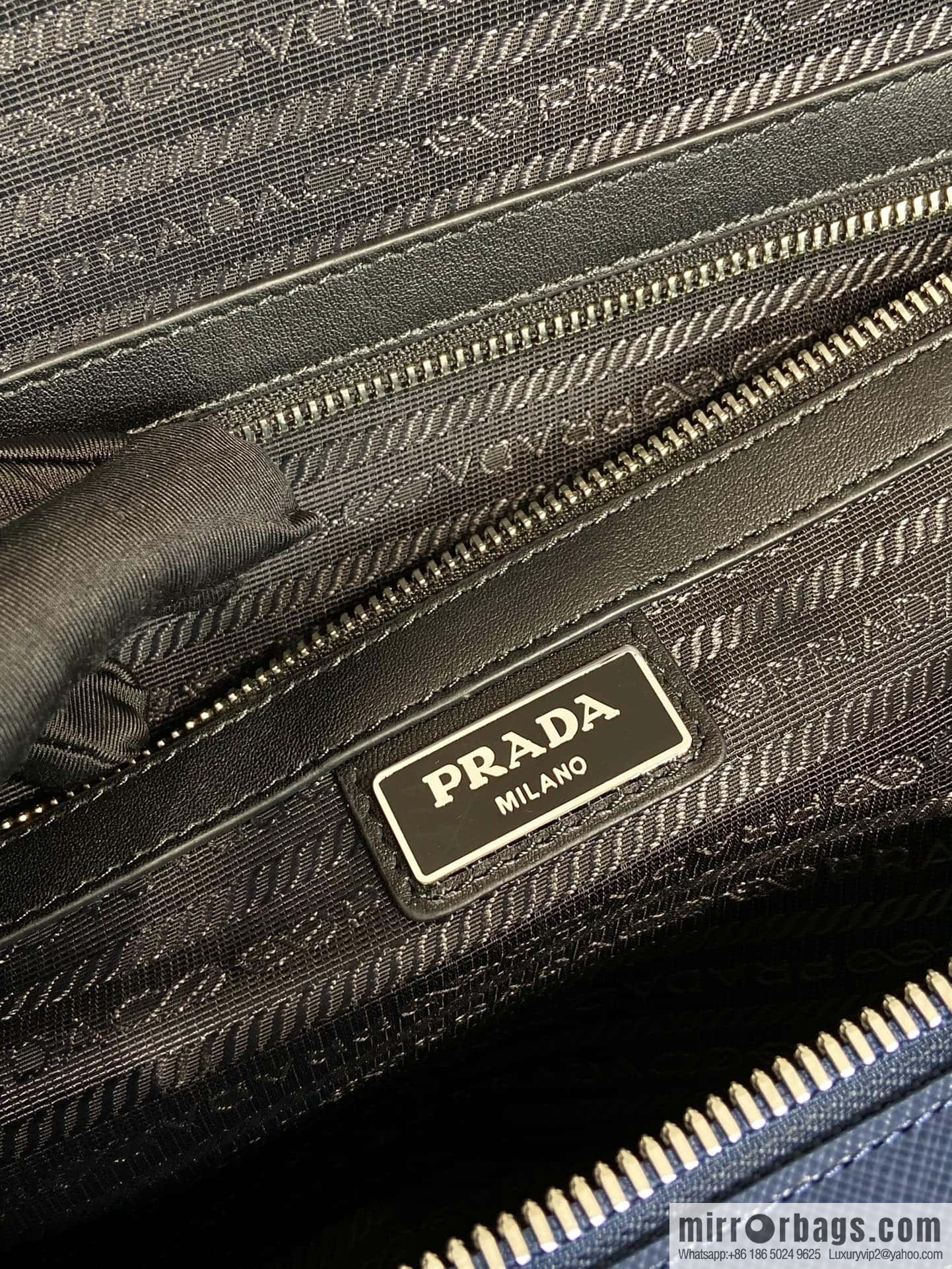 Prada 🎉 travel bag 🎉 2VC018🎉