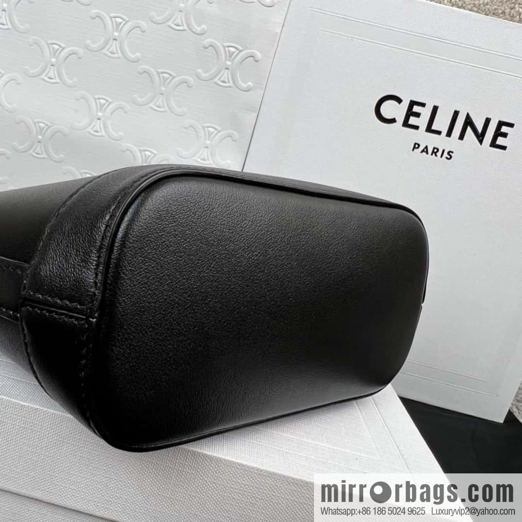 CELINE CUIR TRIOMPHE mini smooth leather bucket bag 10L433
