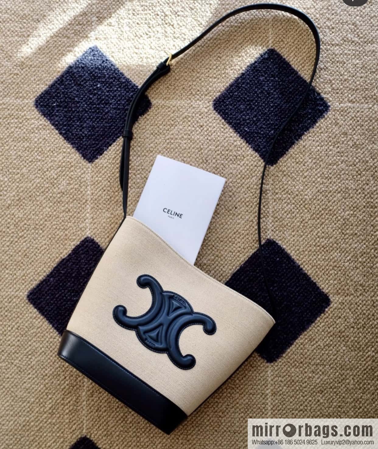 Celine CUIR TRIOMPHE small bucket bag 198242