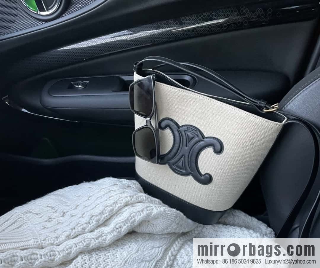 Celine CUIR TRIOMPHE small bucket bag 198242