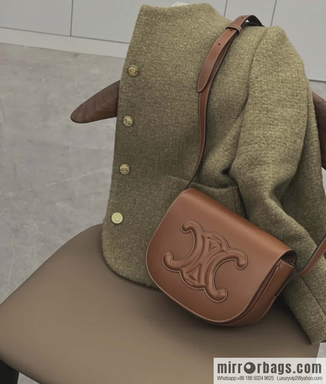 Celine CUIR TRIOMPHE handbag saddle bag 198263