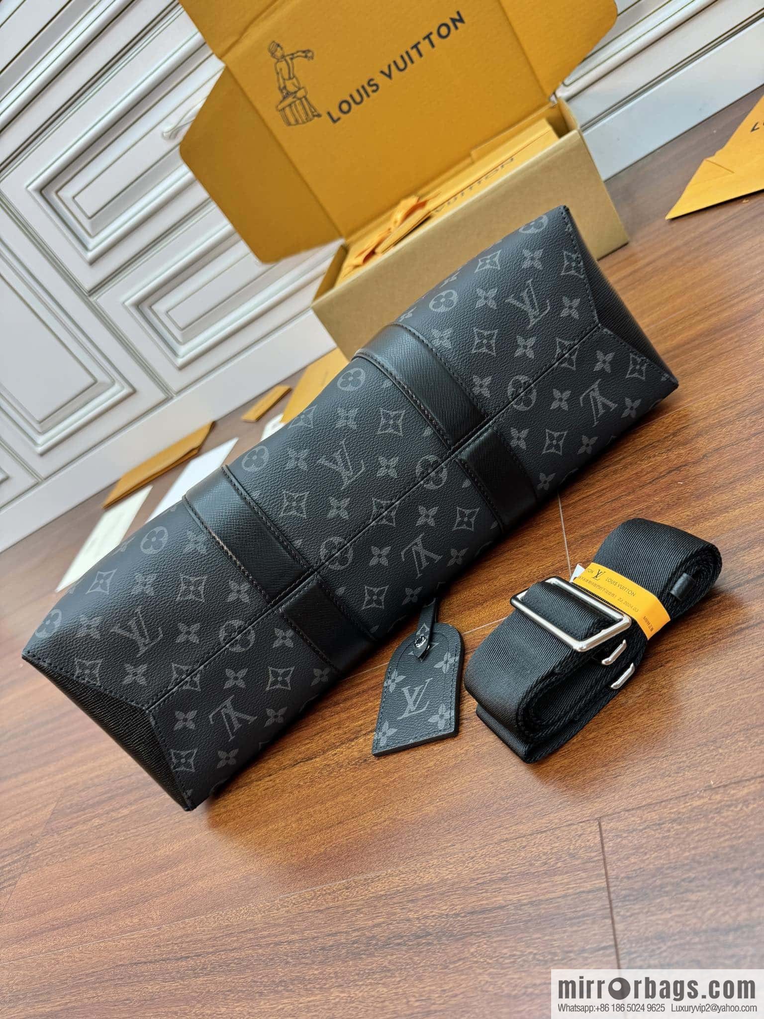 LV M30937 WEEKEND TOTE NM handbag