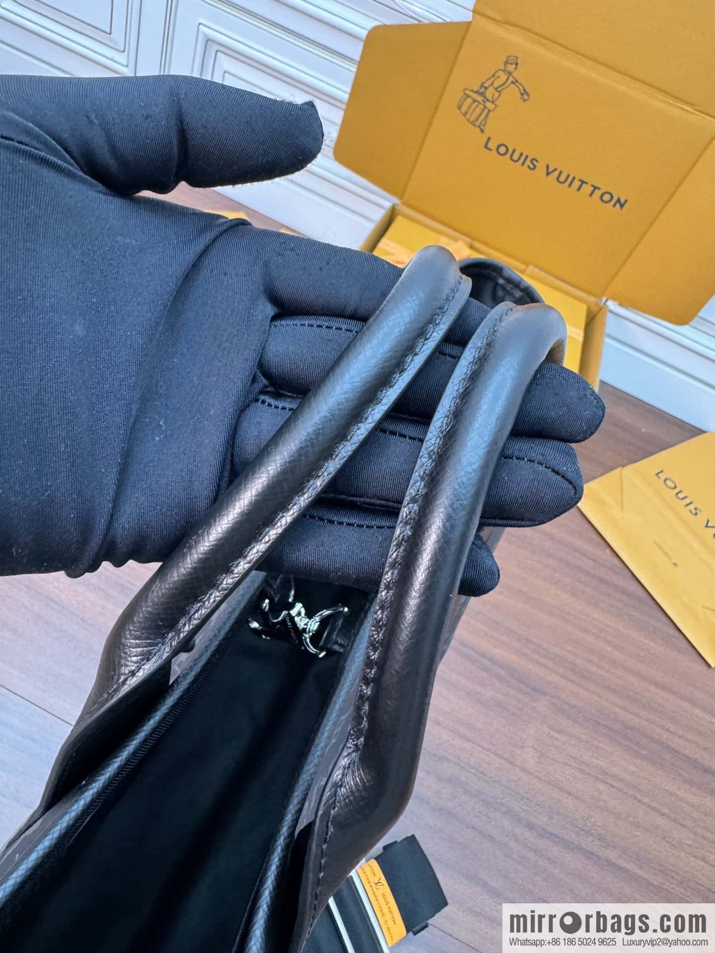 LV M30937 WEEKEND TOTE NM handbag