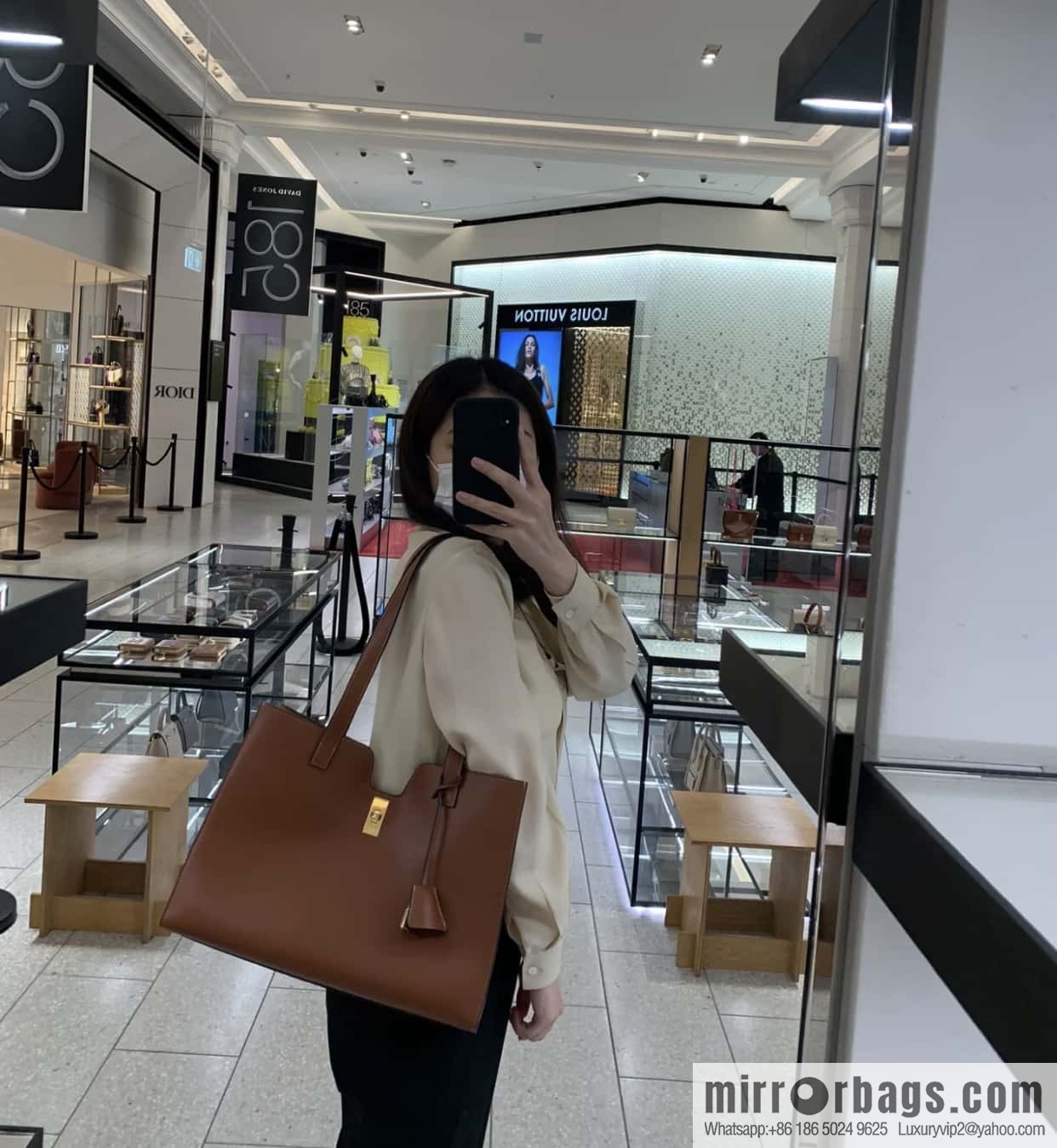 CELINE CABAS 16 smooth cow leather (fabric) handbag 112583