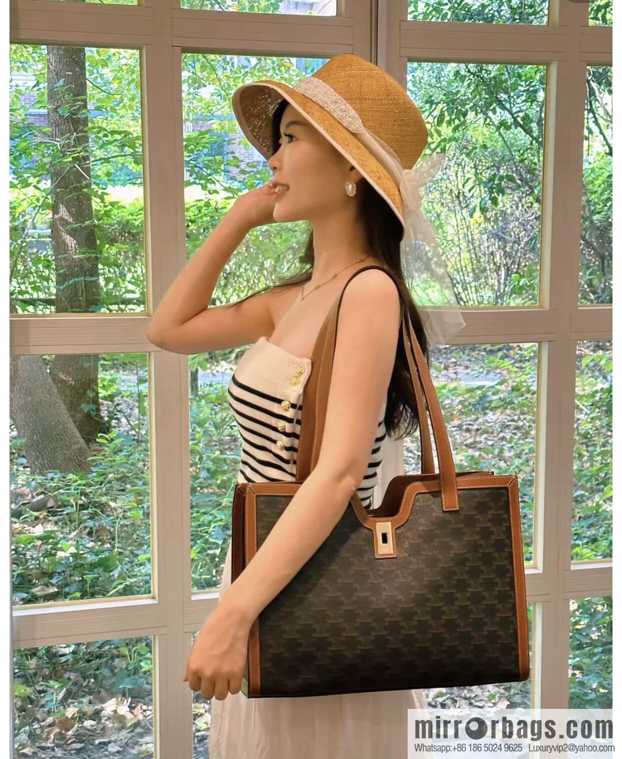 CELINE CABAS 16 logo printed handbag 112583