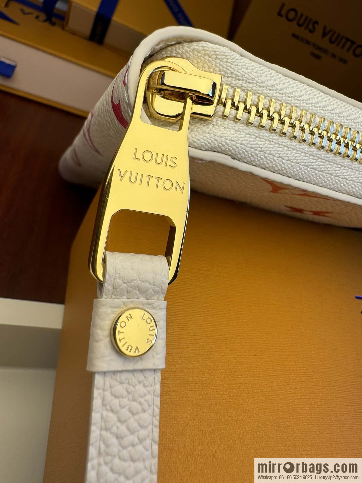 LV Zippy Wallet M83505 Premium