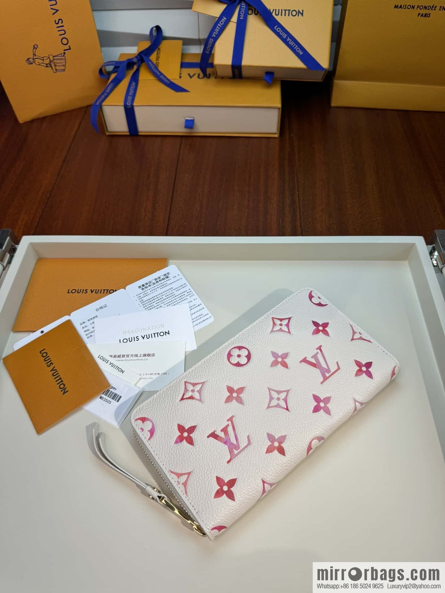 LV Zippy Wallet M83505 Premium