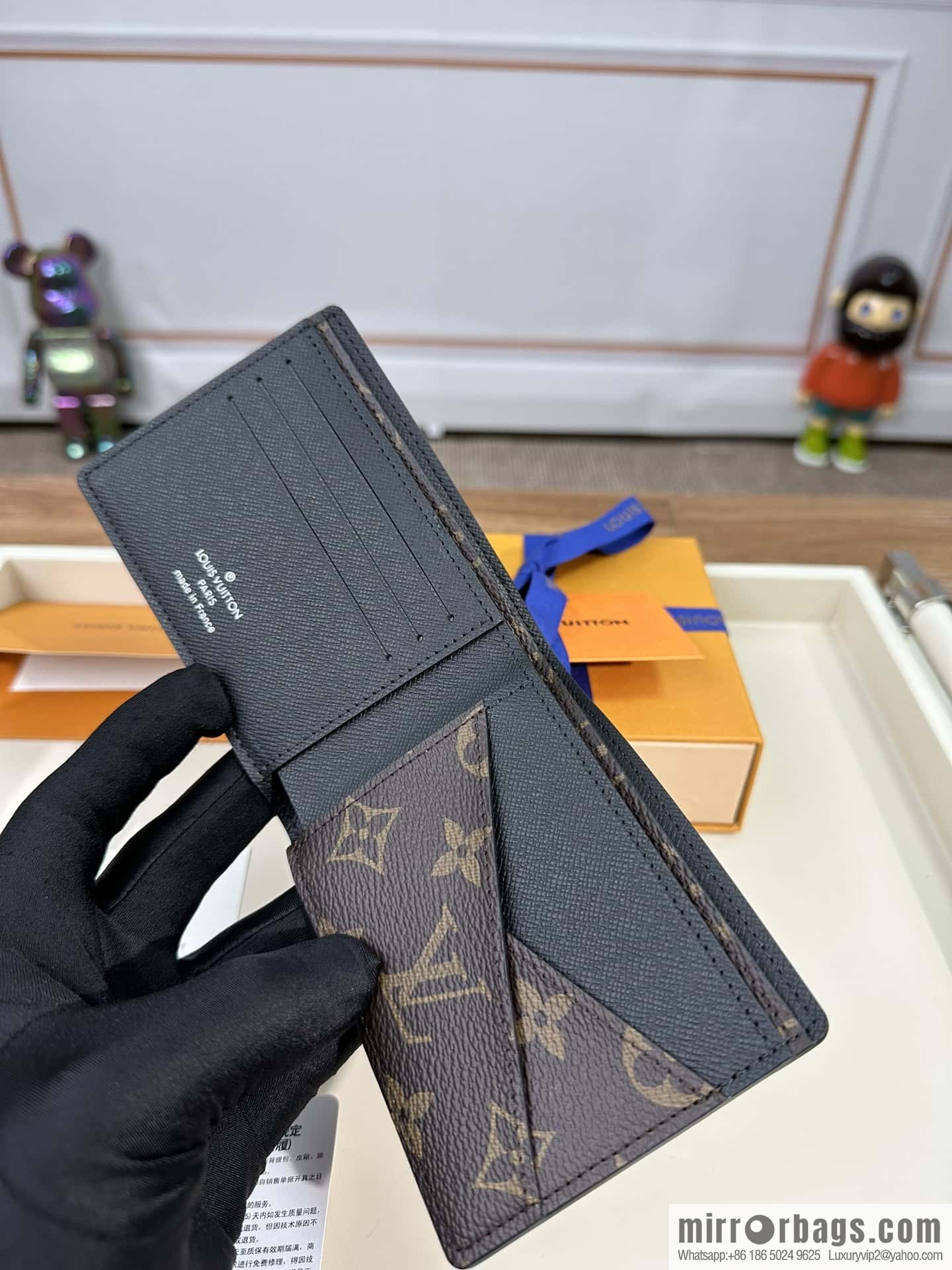 LV Multiple Wallets M69408 Premium