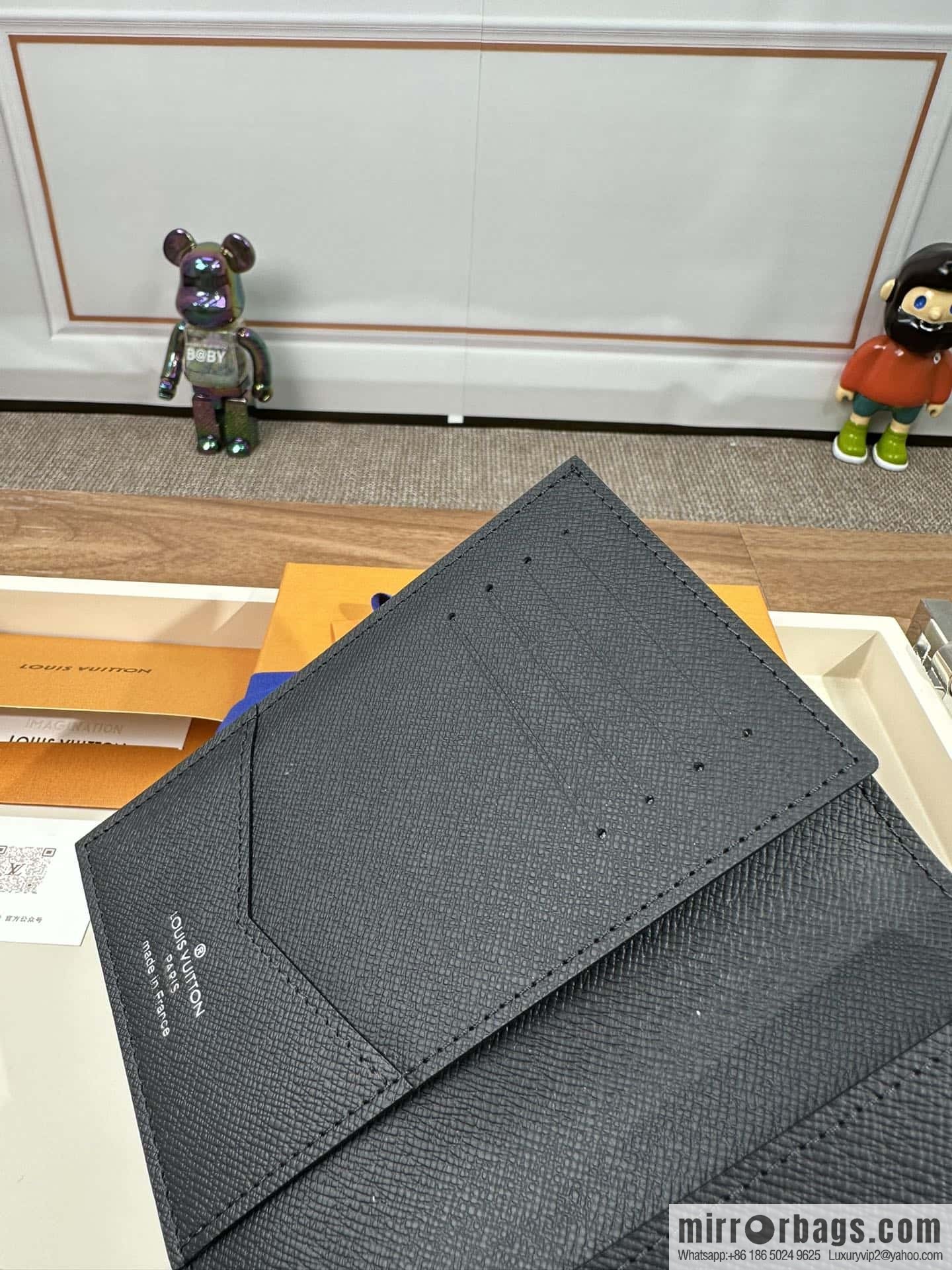 LV Passport Cover N64411 Premium