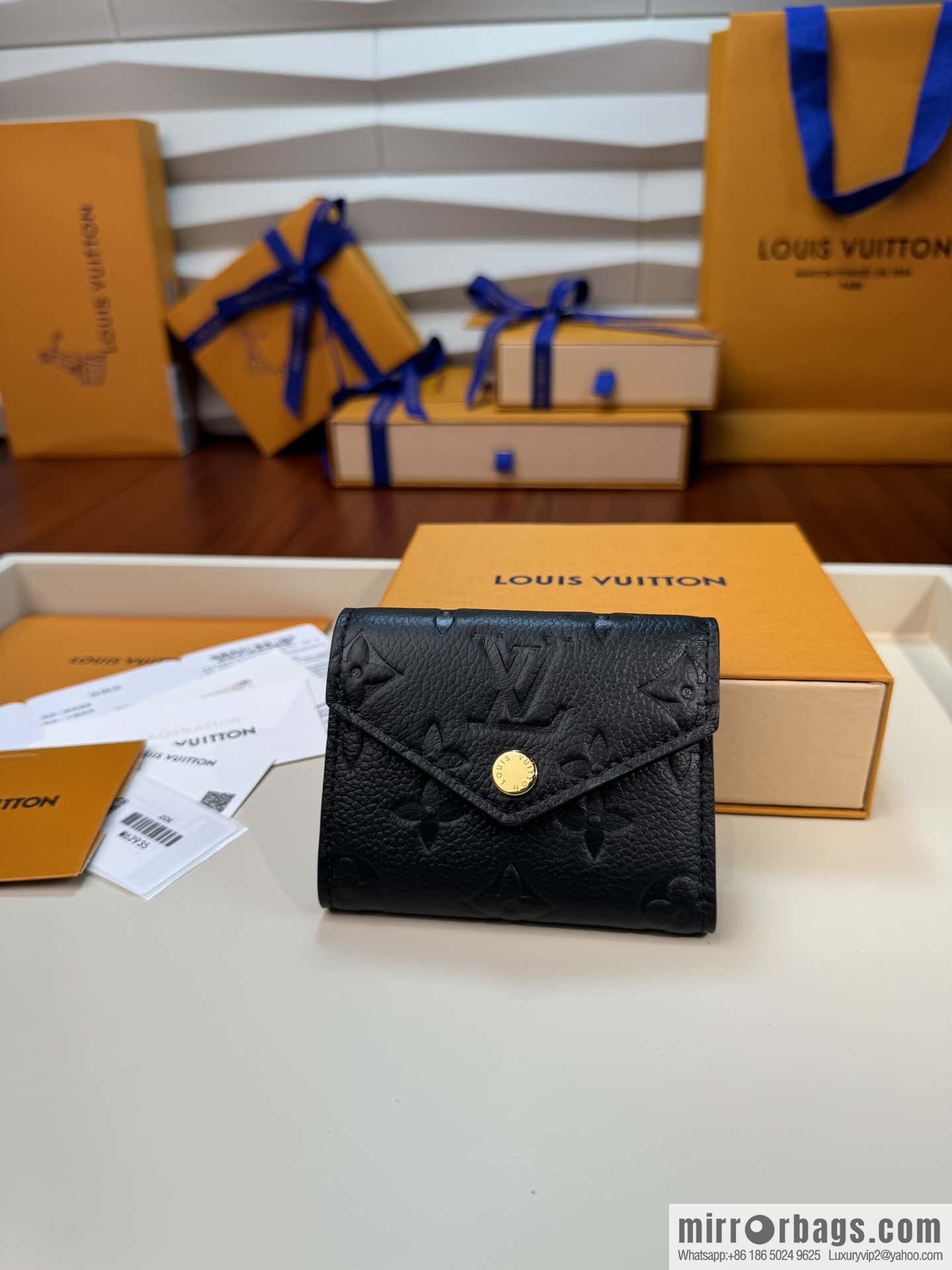 LV Zoé wallet M62935 Premium