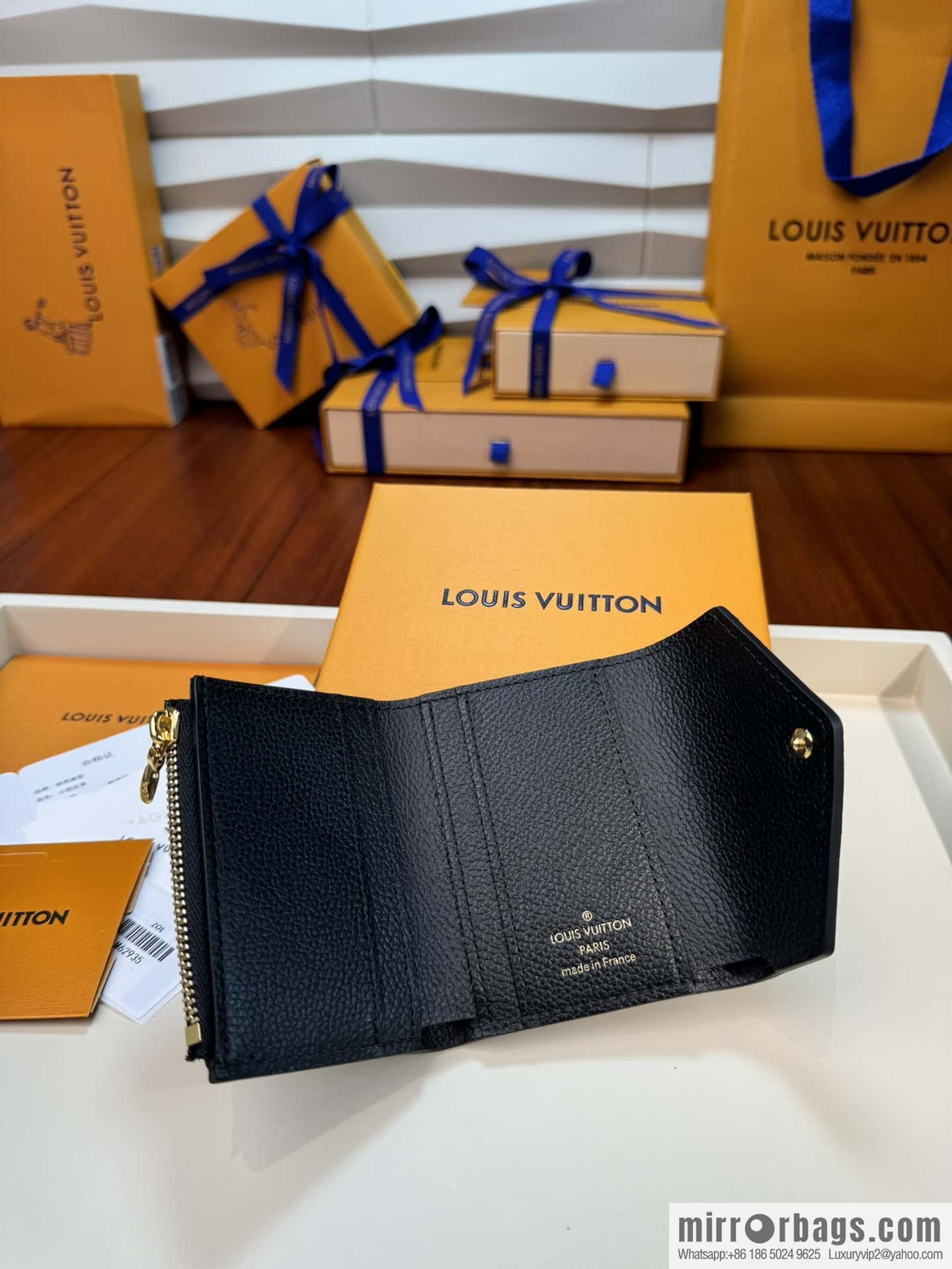 LV Zoé wallet M62935 Premium