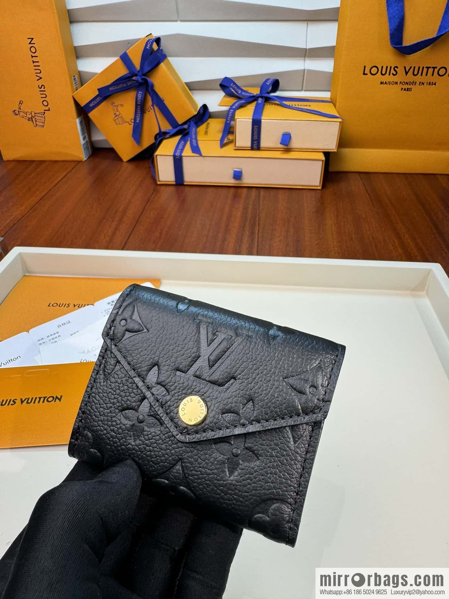 LV Zoé wallet M62935 Premium