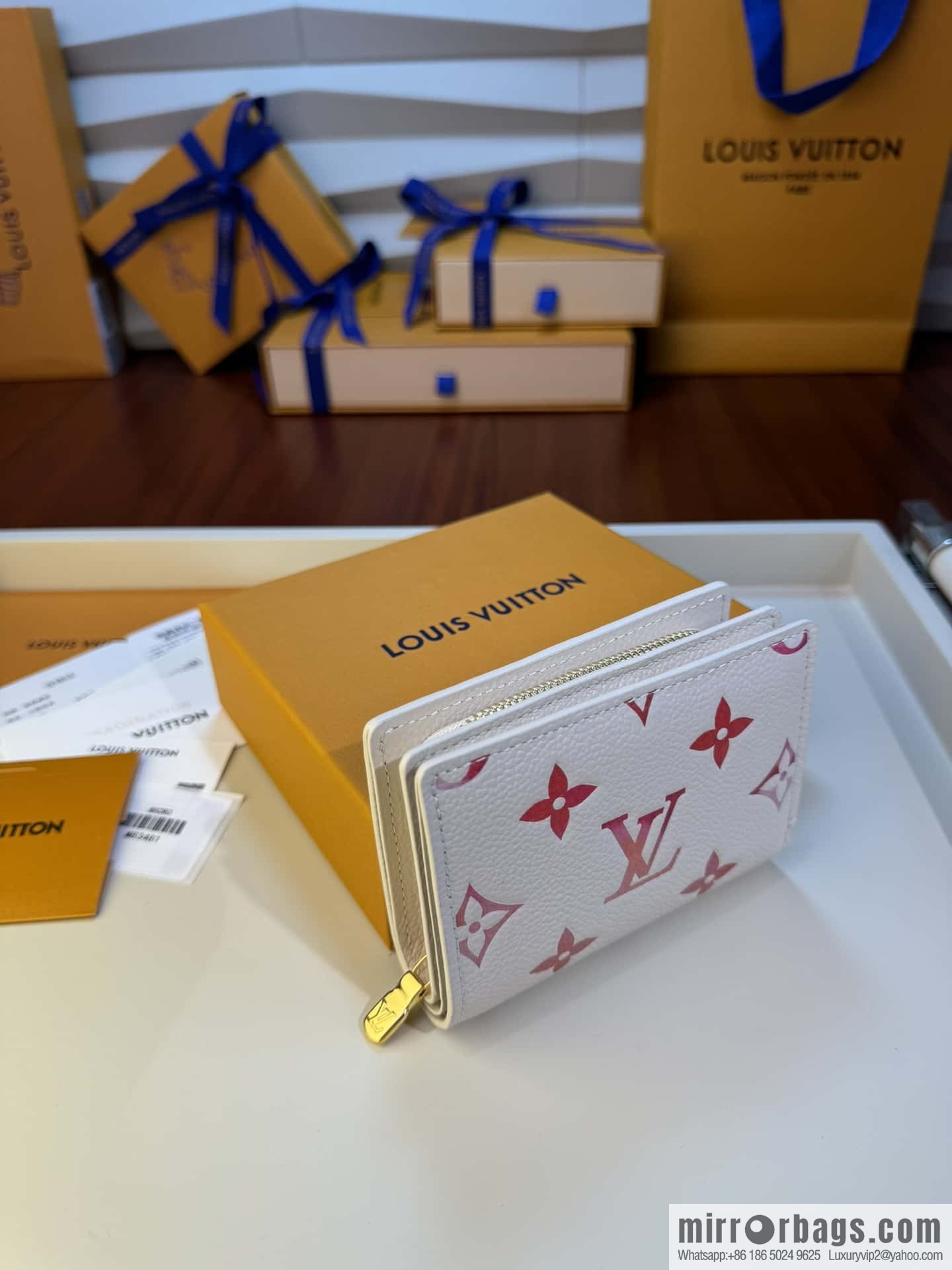 LV Cléa Wallet M83481 Premium