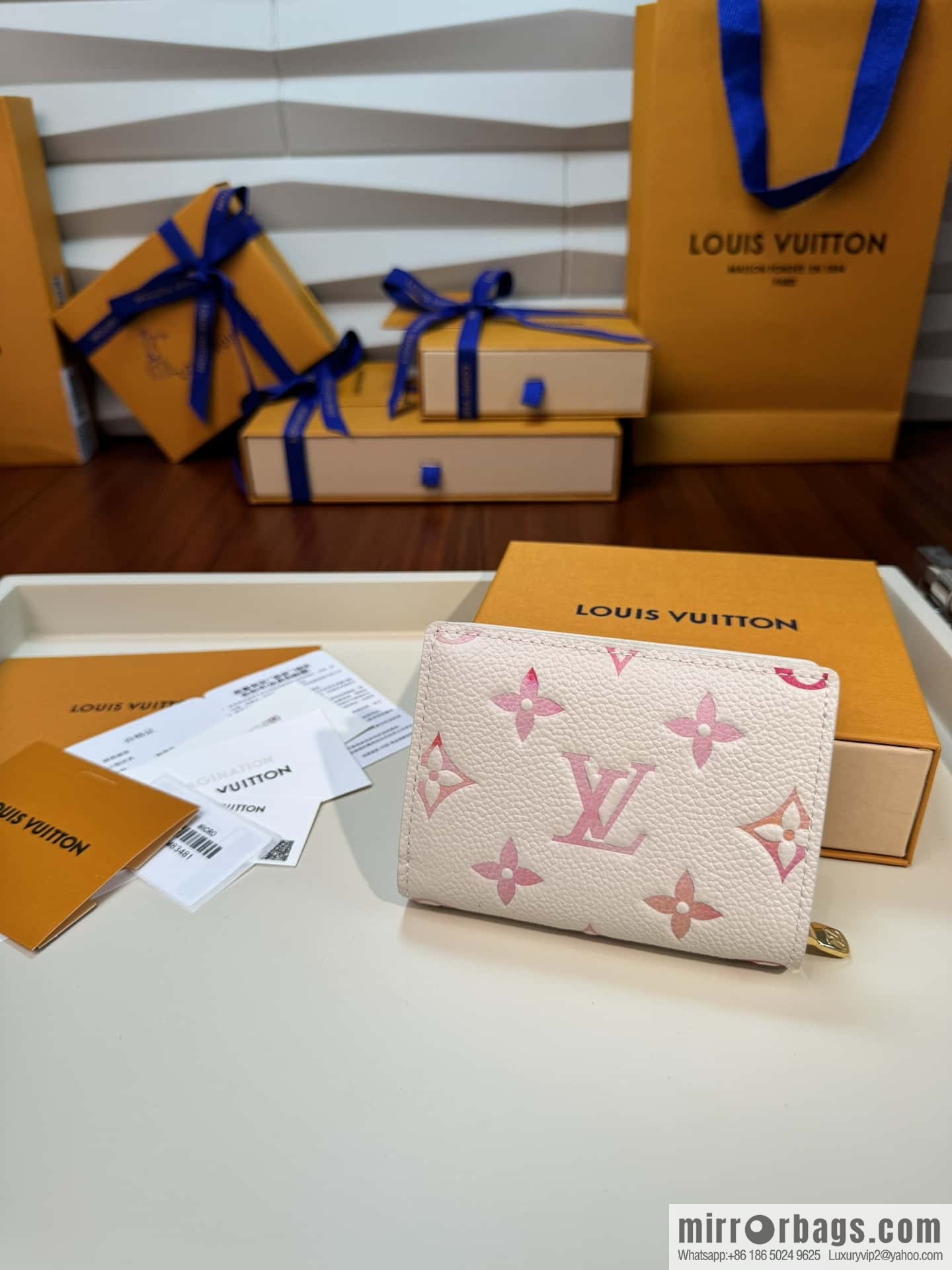 LV Cléa Wallet M83481 Premium