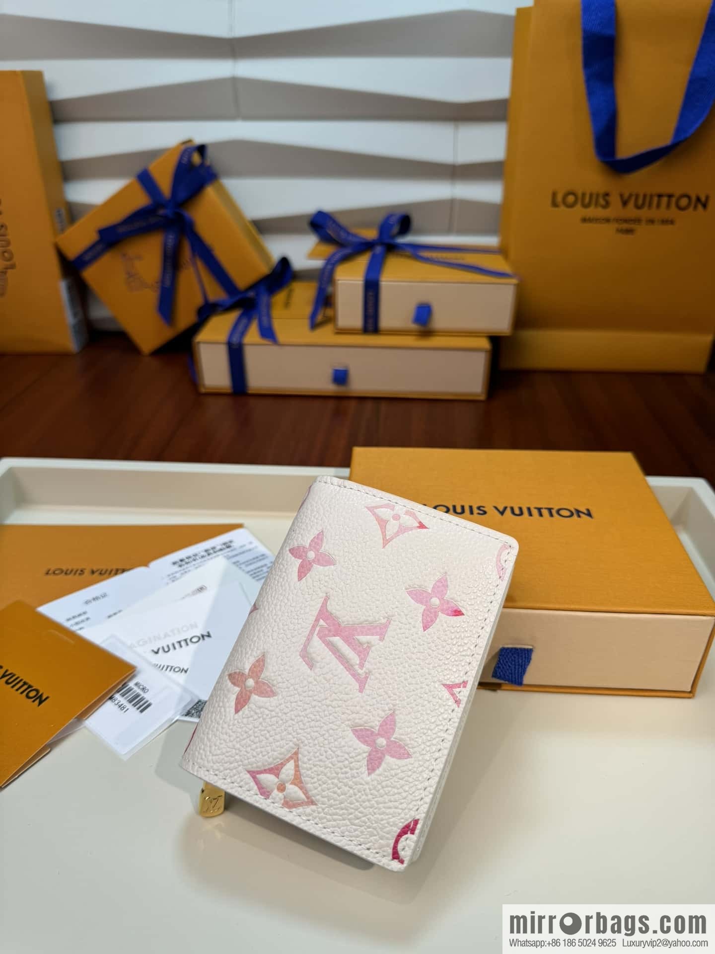 LV Cléa Wallet M83481 Premium