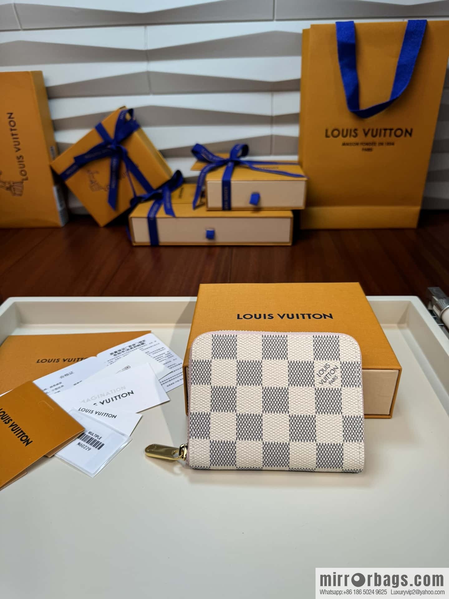 LV Zippy Coin Purse Padlock N60229 Premium