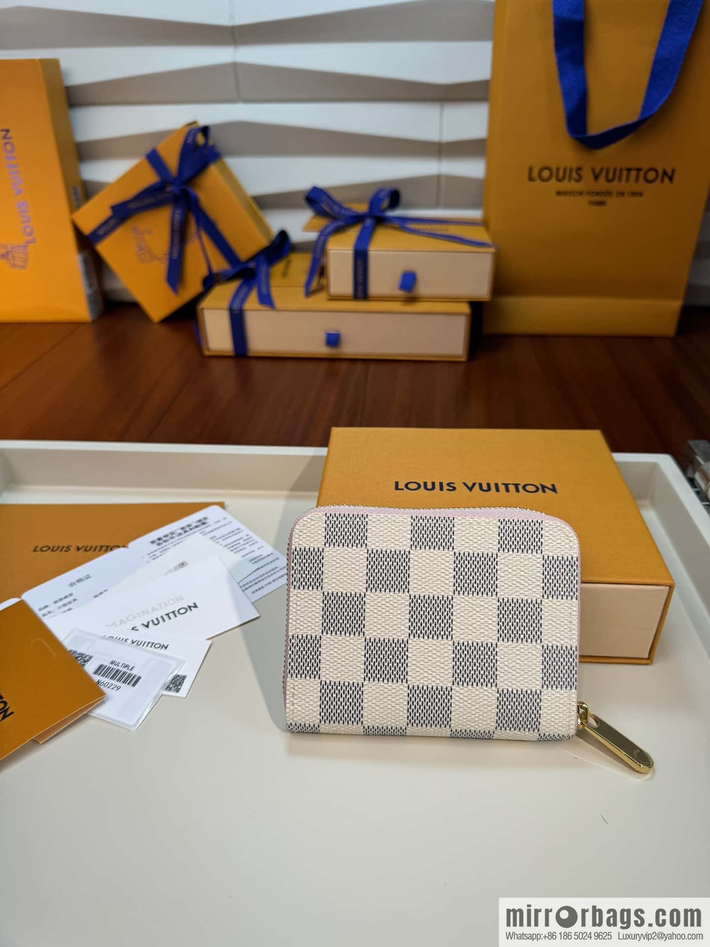 LV Zippy Coin Purse Padlock N60229 Premium
