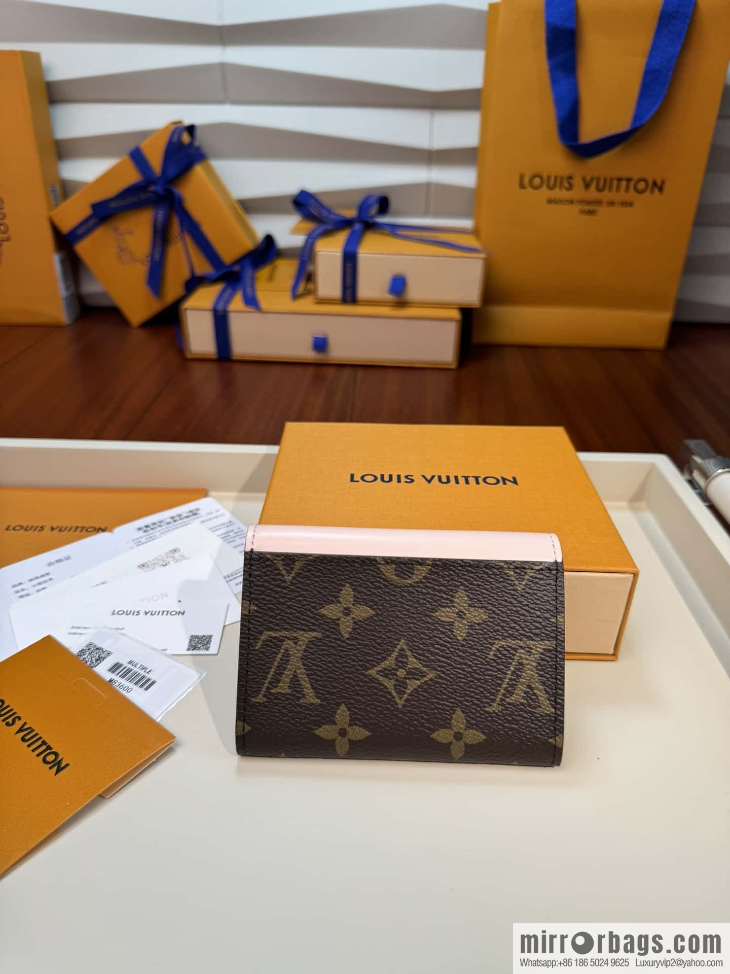 LV Rosalie wallet M83600 Premium