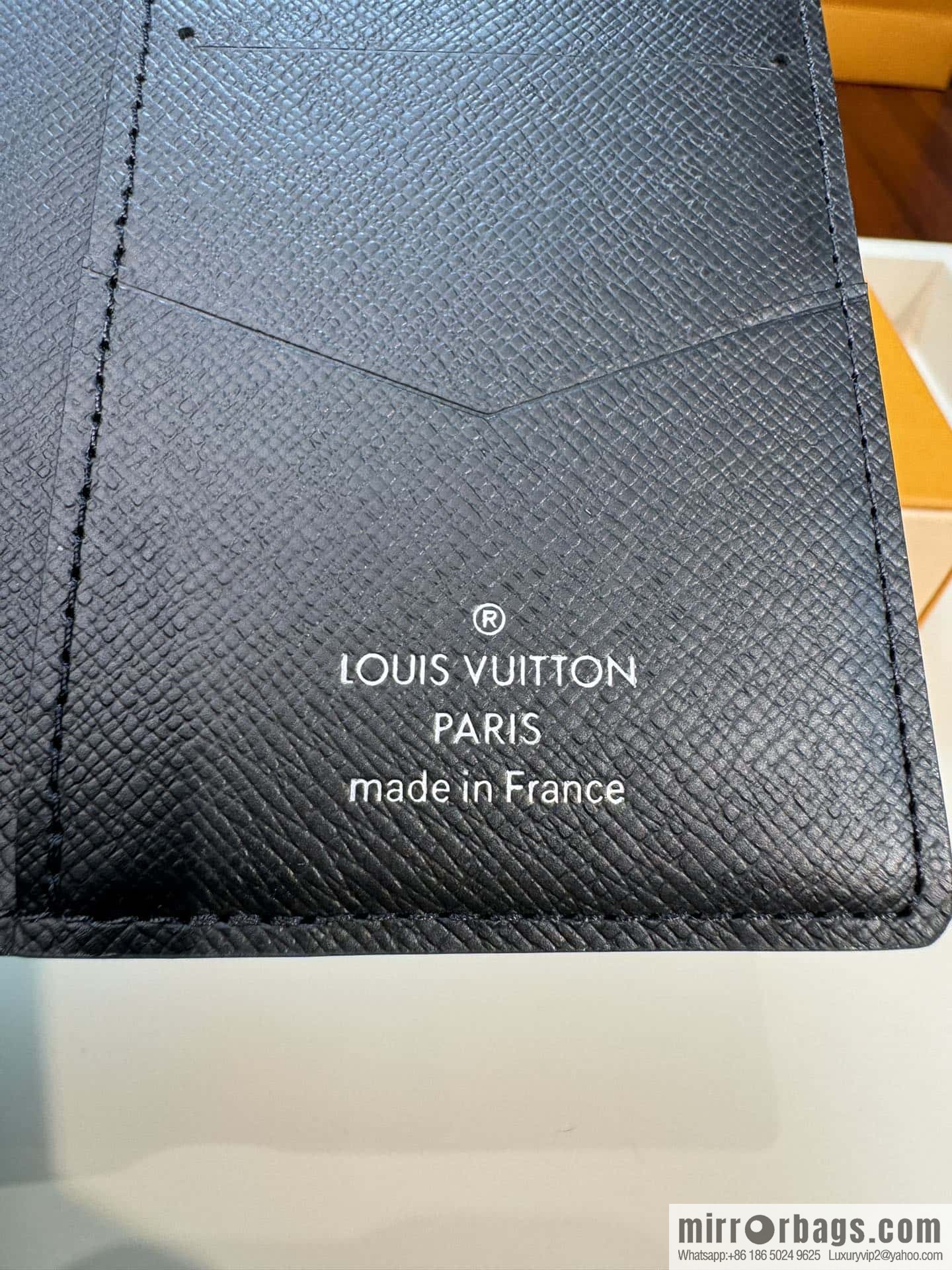 LV Pocket Wallet M30537 Premium