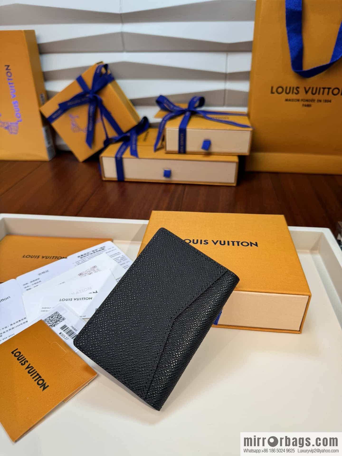 LV Pocket Wallet M30537 Premium