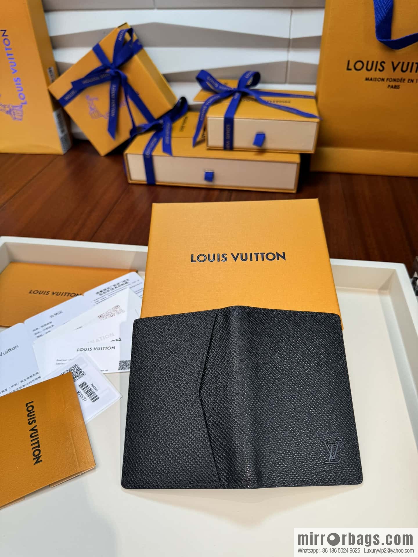 LV Pocket Wallet M30537 Premium