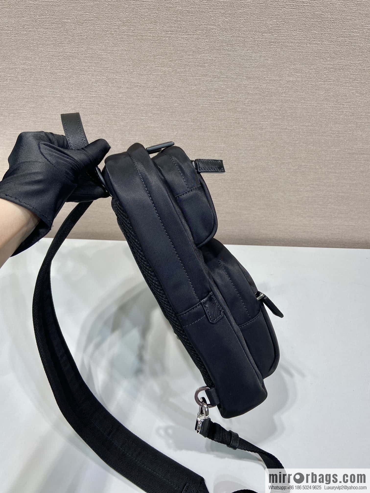 PRADA 🎉 new breast bag 🎉 2VZ105