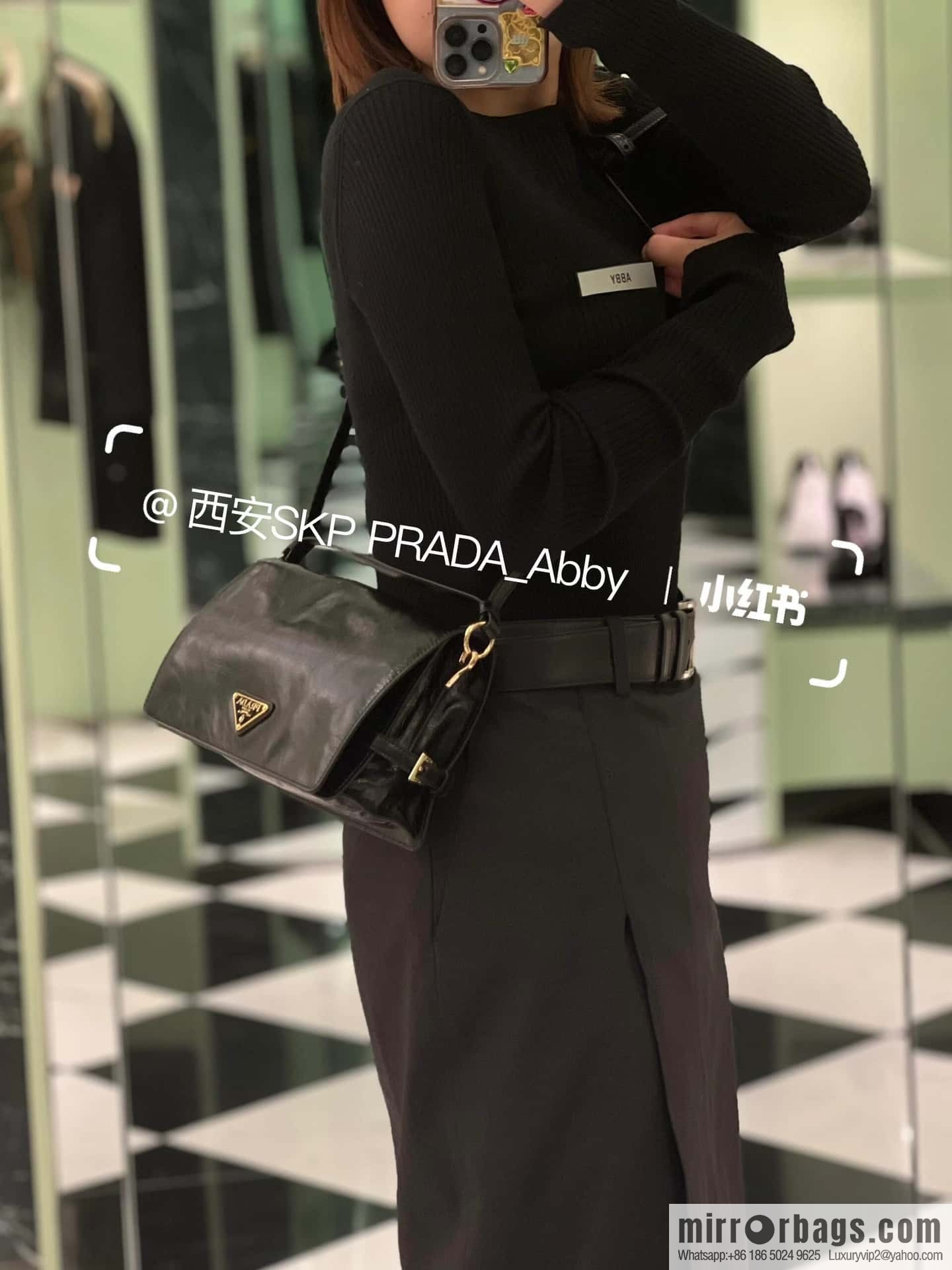 PRADA 🎉 oil wax leather messenger bag 🎉 1BD082