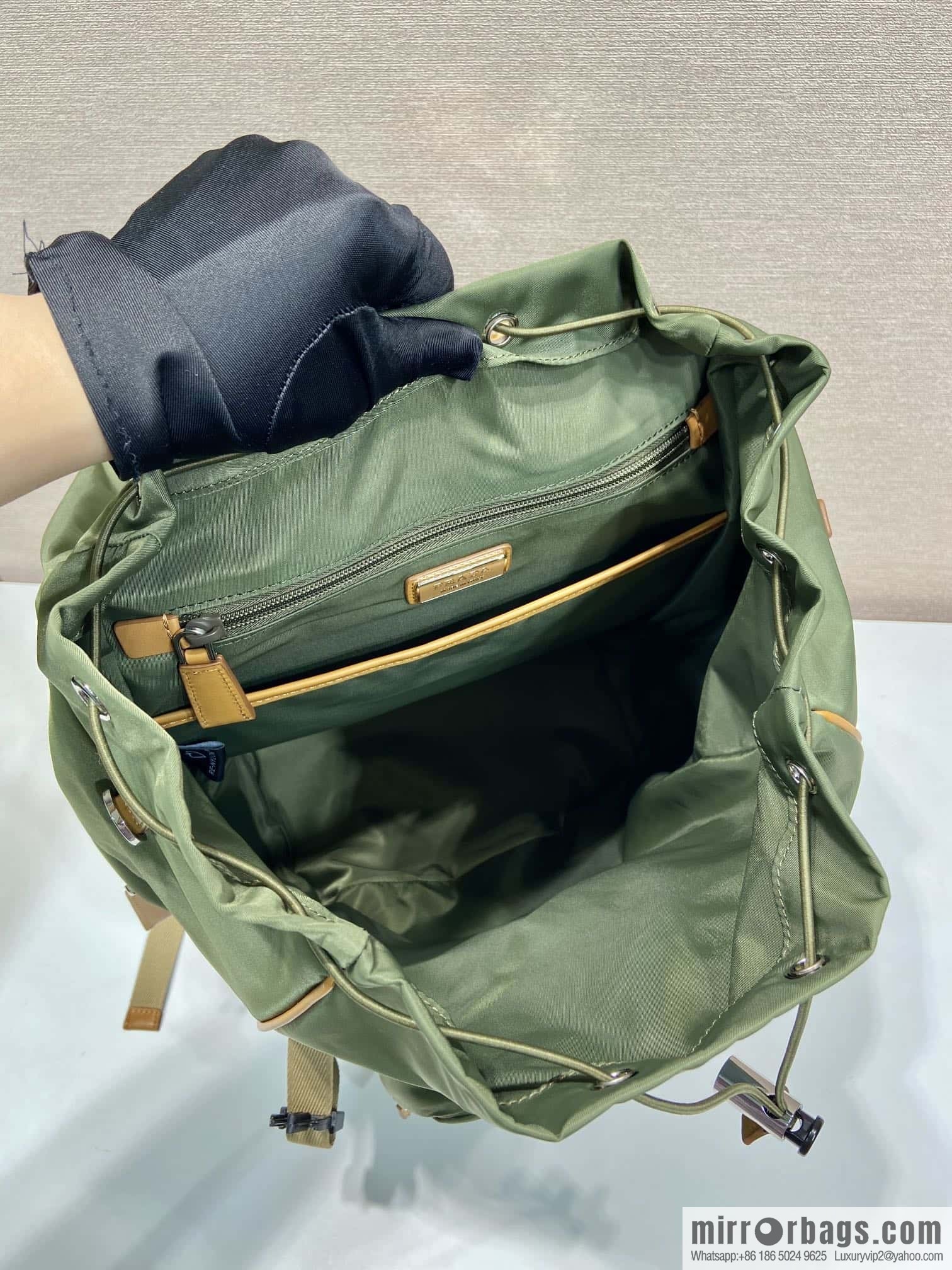 PRADA 🎉 new shoulder strap 🎉 2VZ135 new color