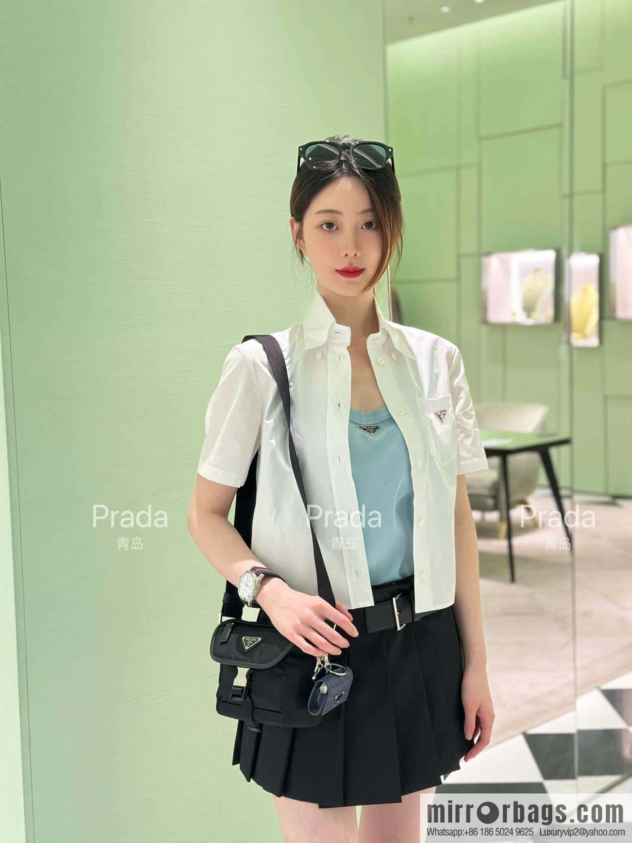 PRADA 🎉 new messenger bag 🎉 2VD070 mini