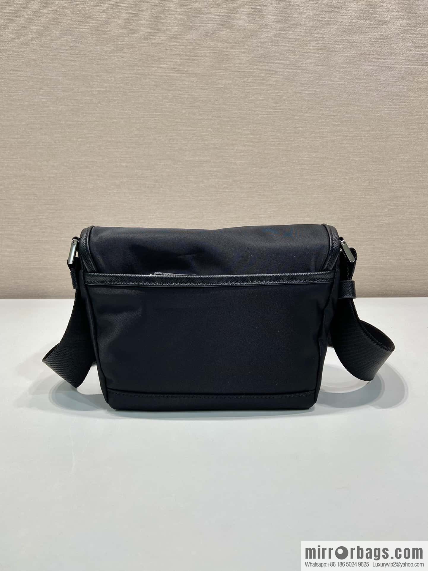 PRADA 🎉 new messenger bag 🎉 2VD070 mini