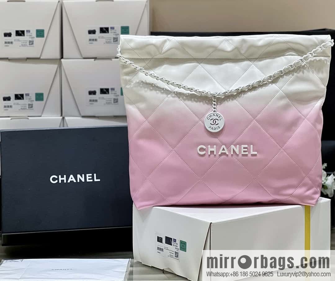 CHANEL 24S spring and summer series, global limited edition gradual change 22 bags AS3261