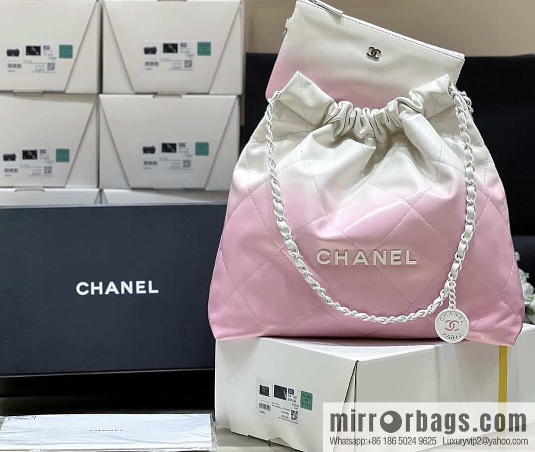 CHANEL 24S spring and summer series, global limited edition gradual change 22 bags AS3261