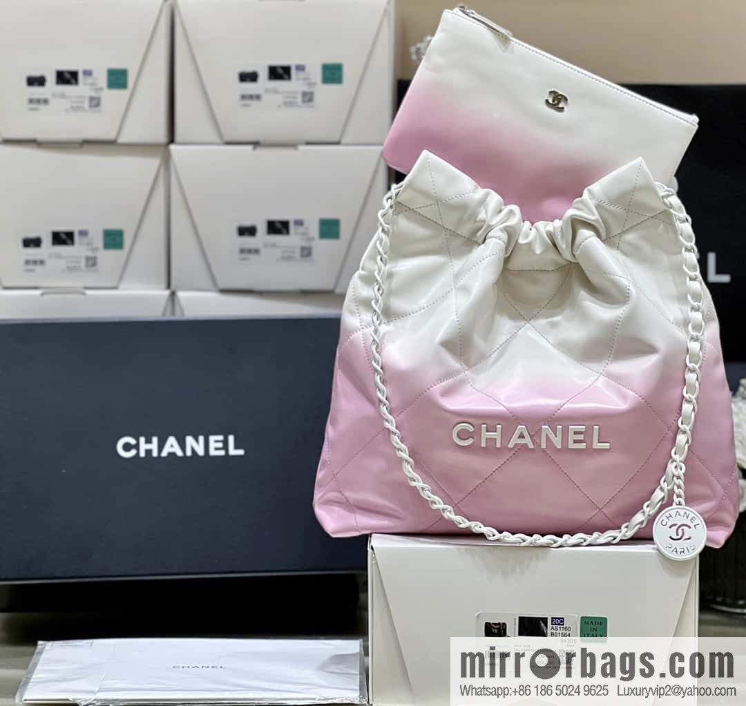 CHANEL 24S spring and summer series, global limited edition gradual change 22 bags AS3260