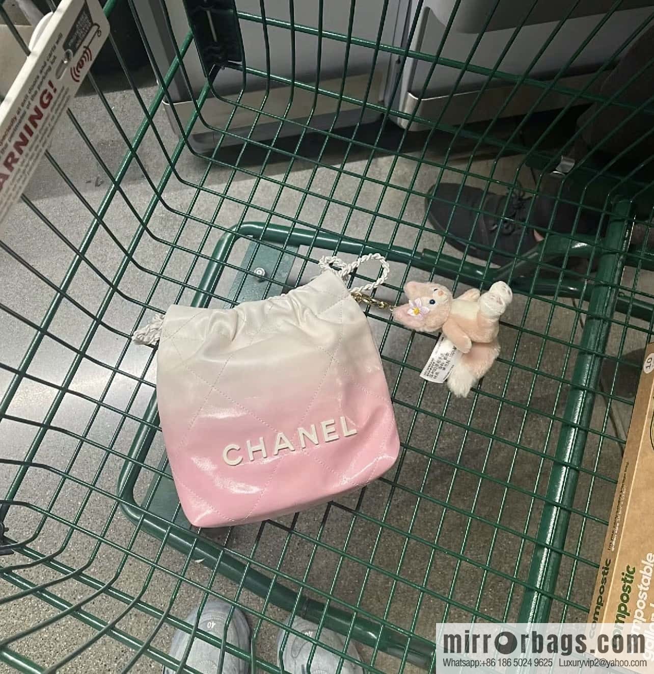 CHANEL 24S spring and summer series, global limited edition gradual change 22 bags AS3980