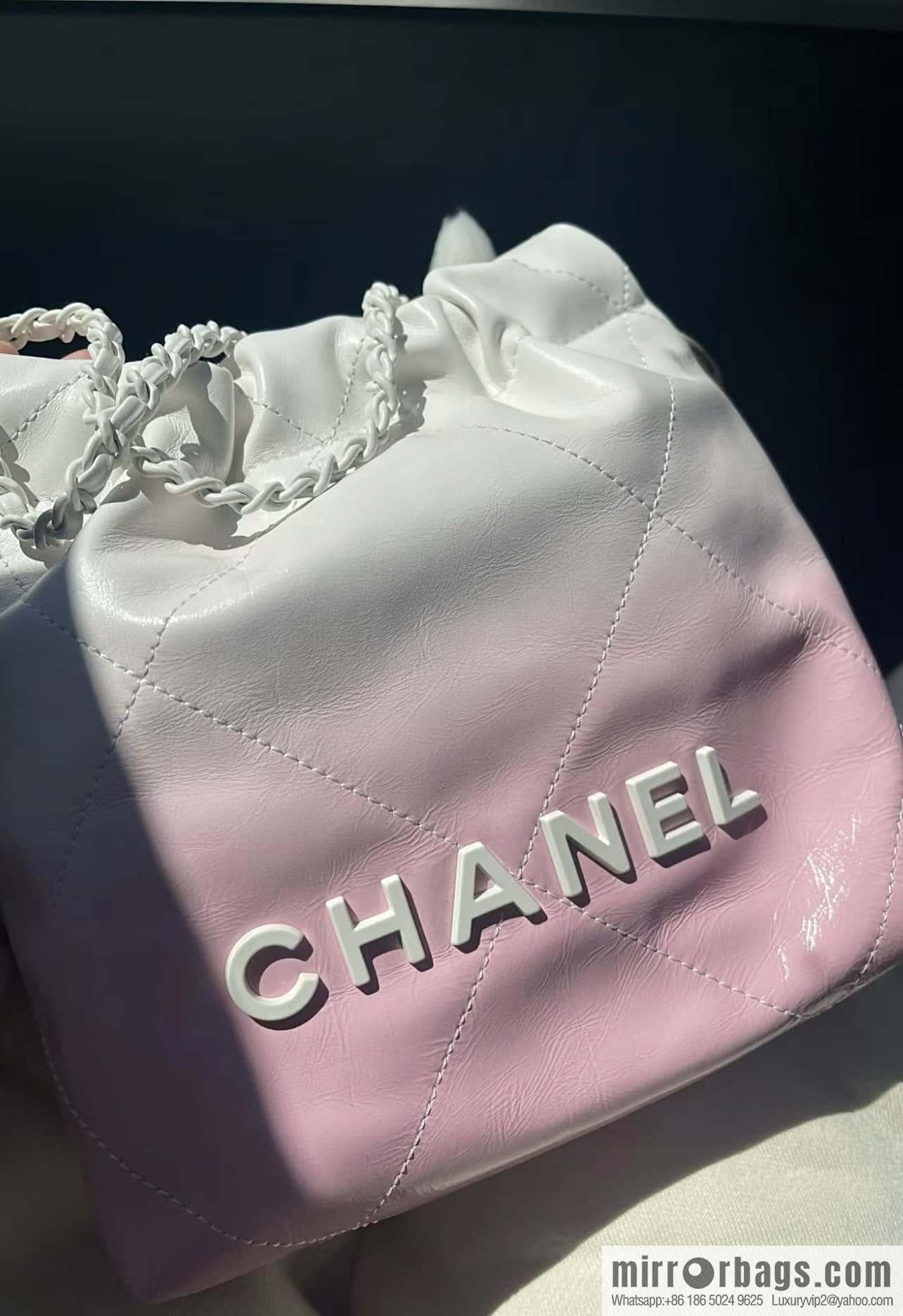 CHANEL 24S spring and summer series, global limited edition gradual change 22 bags AS3980