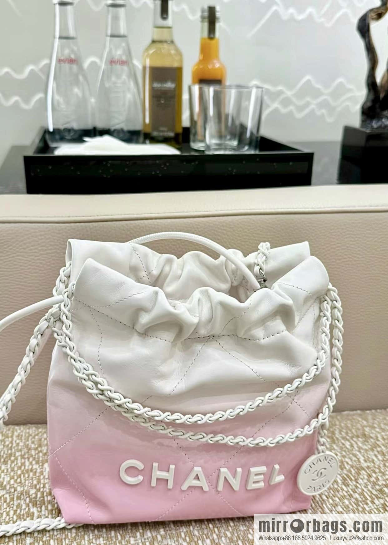 CHANEL 24S spring and summer series, global limited edition gradual change 22 bags AS3980