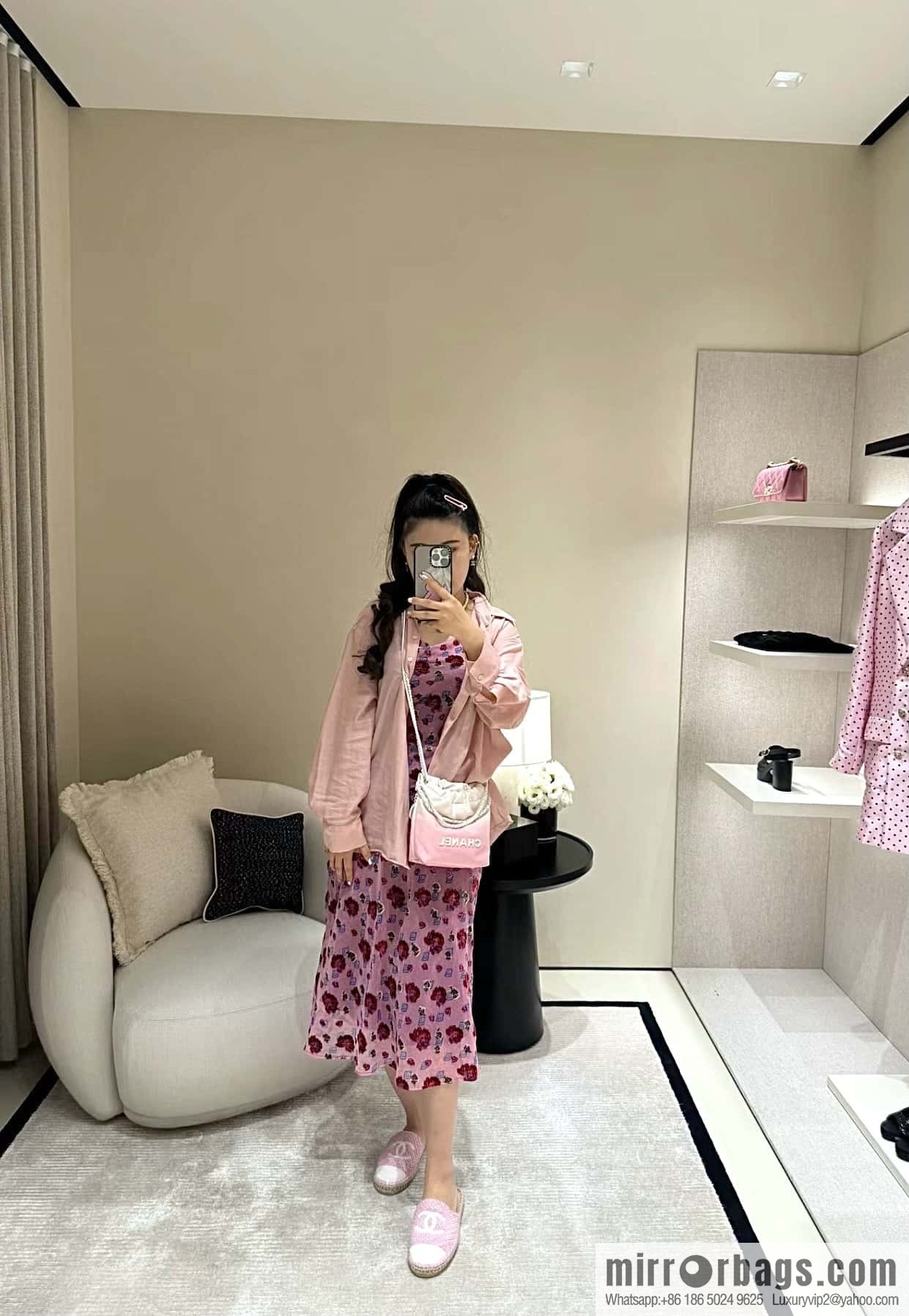 CHANEL 24S spring and summer series, global limited edition gradual change 22 bags AS3980