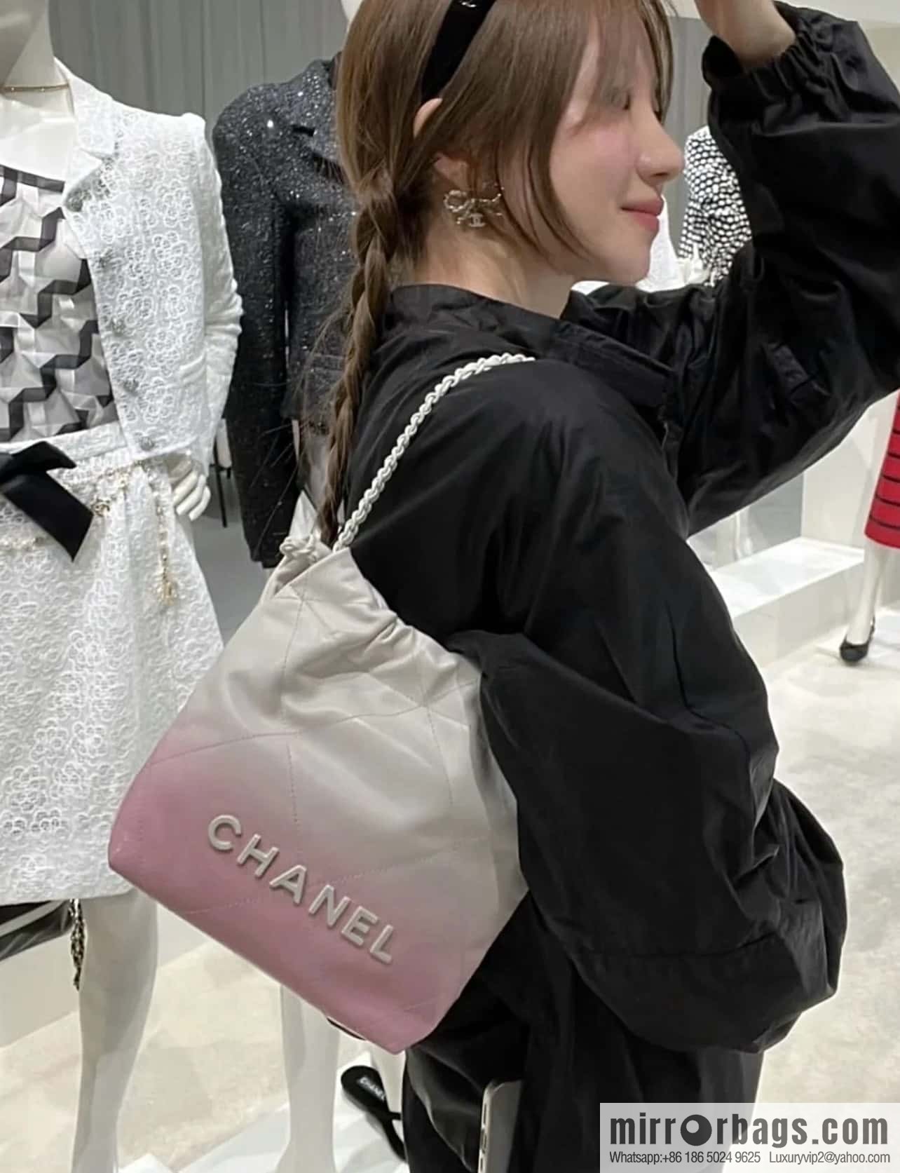 CHANEL 24S spring and summer series, global limited edition gradual change 22 bags AS3980
